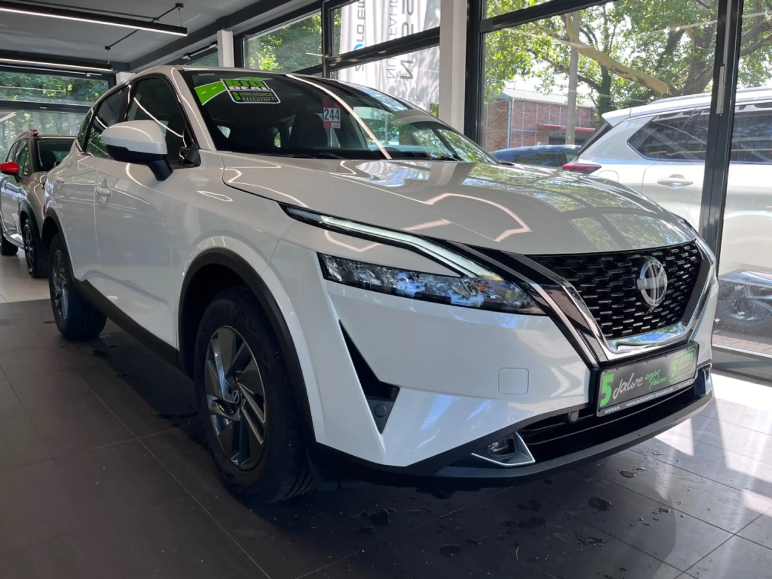 Nissan - Qashqai