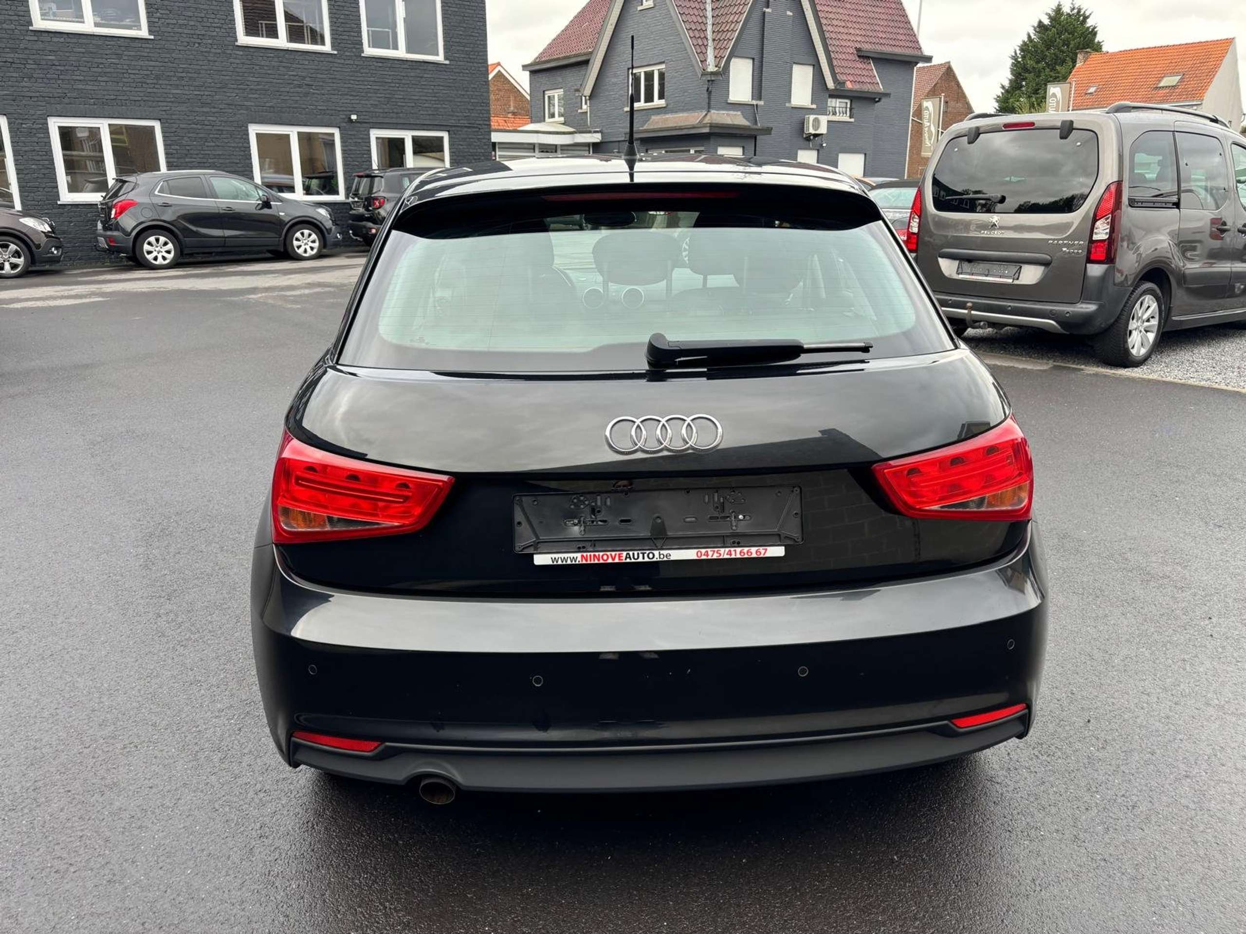 Audi - A1