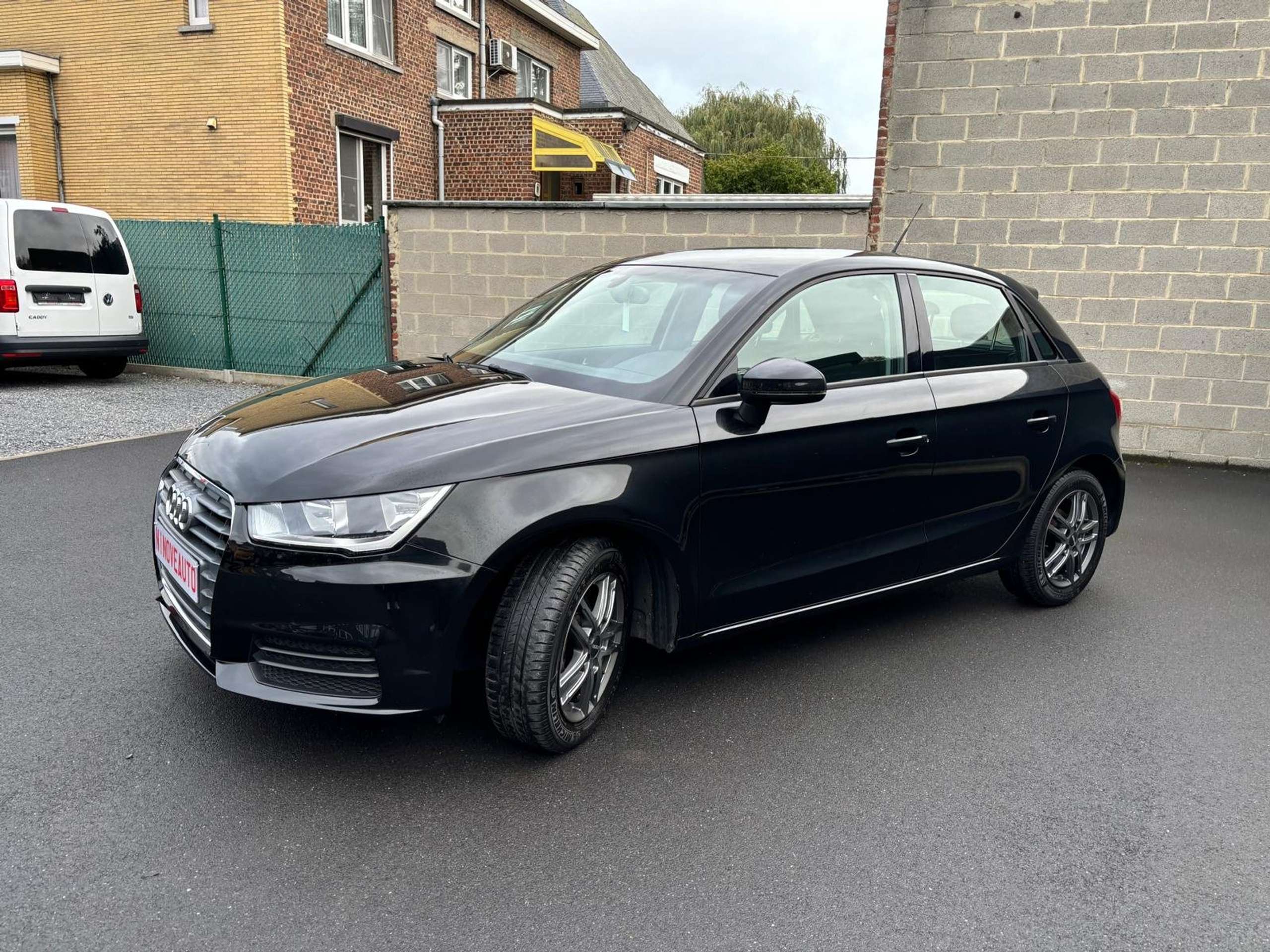 Audi - A1