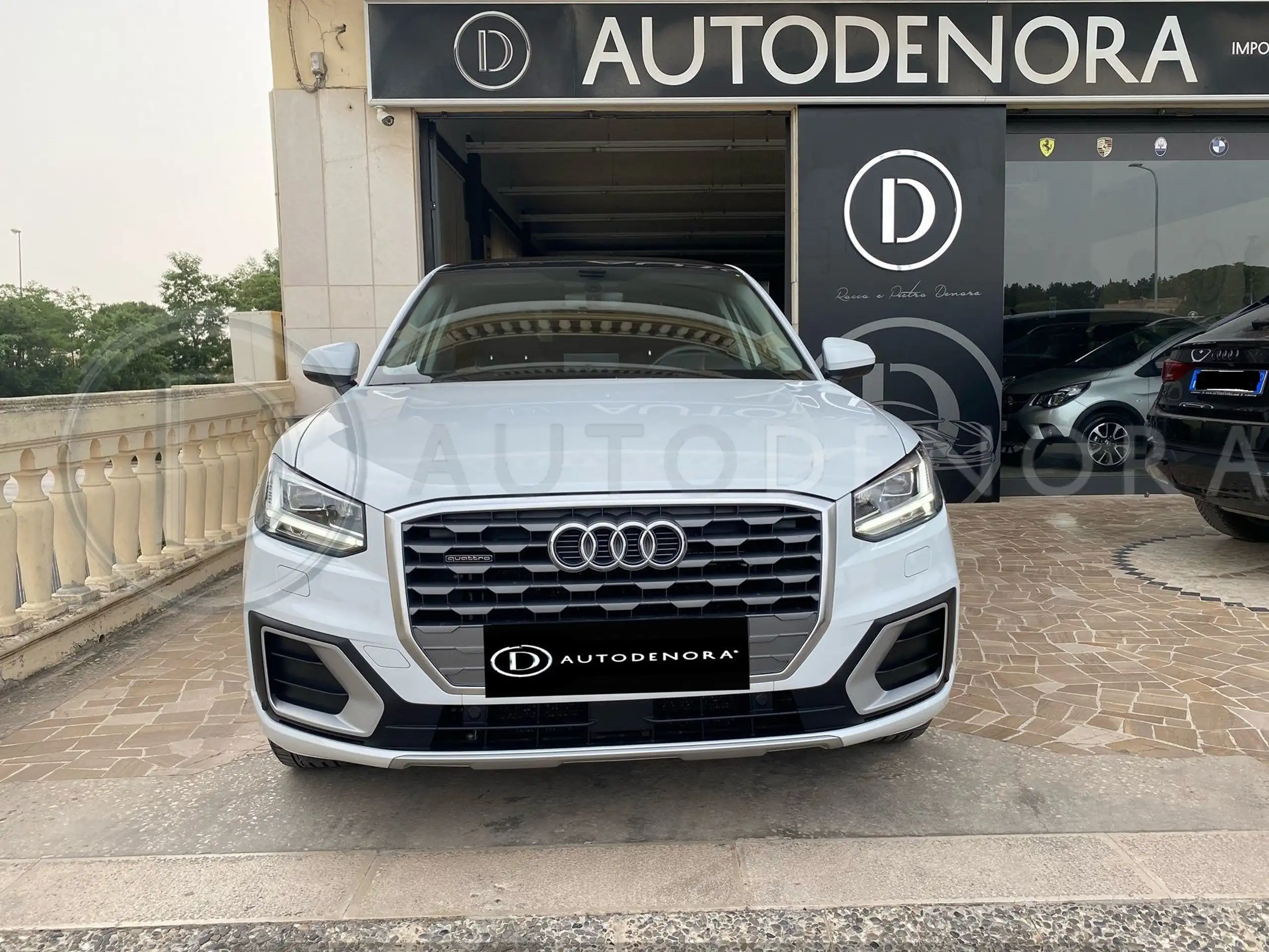 Audi - Q2