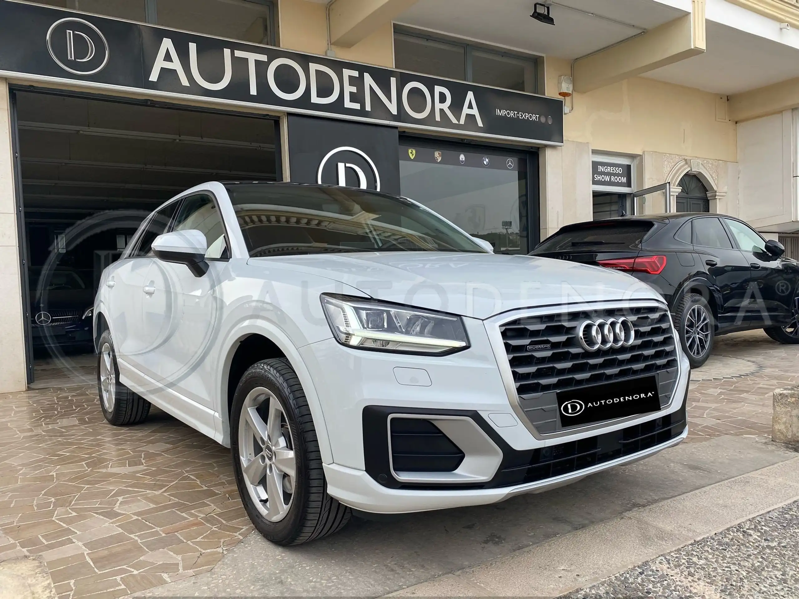 Audi - Q2