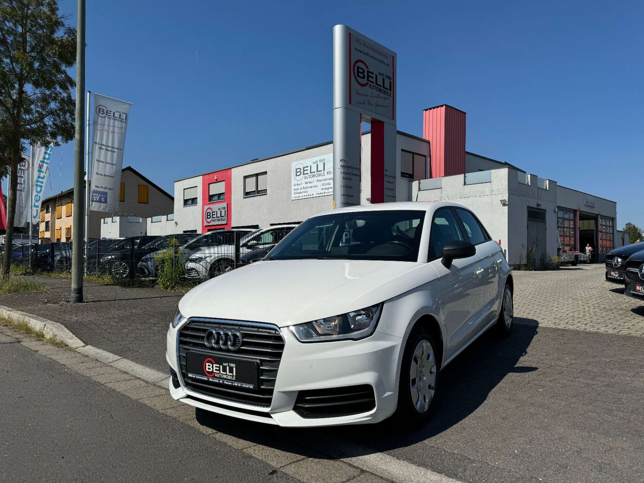 Audi - A1