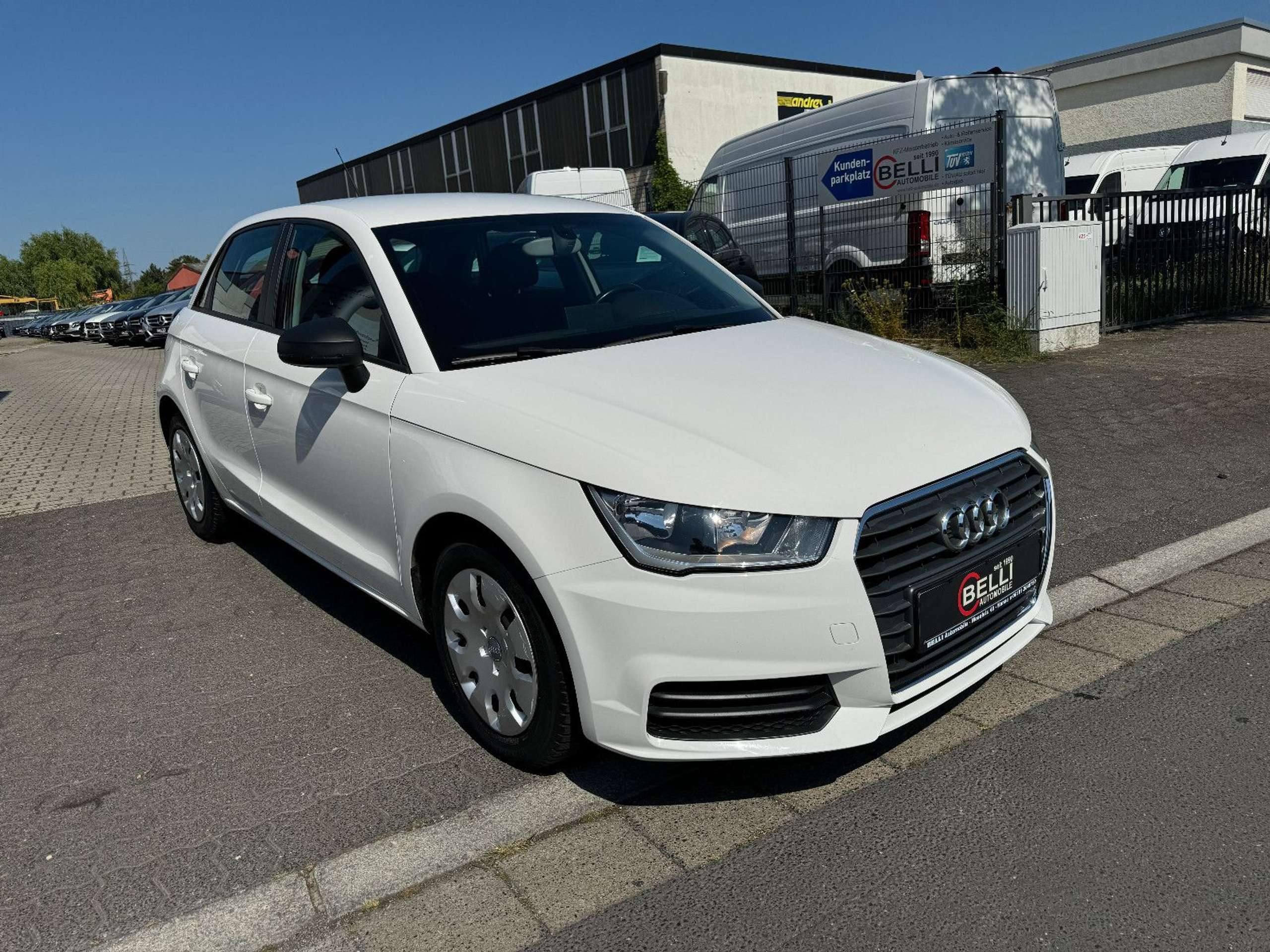 Audi - A1