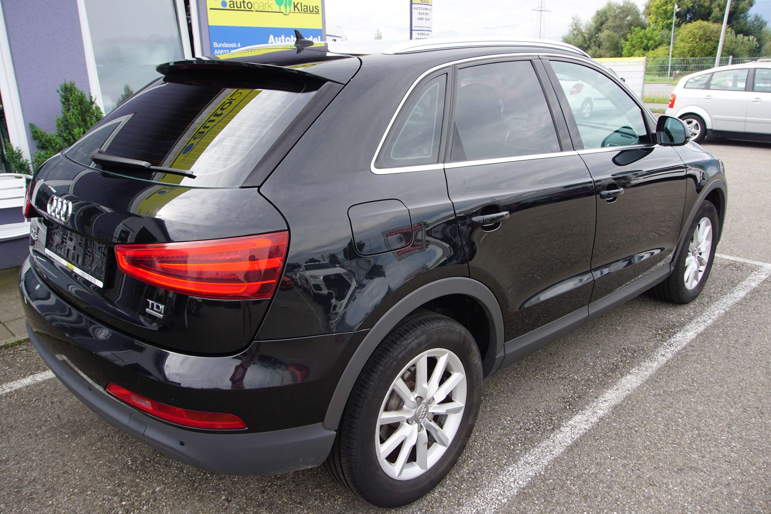 Audi - Q3