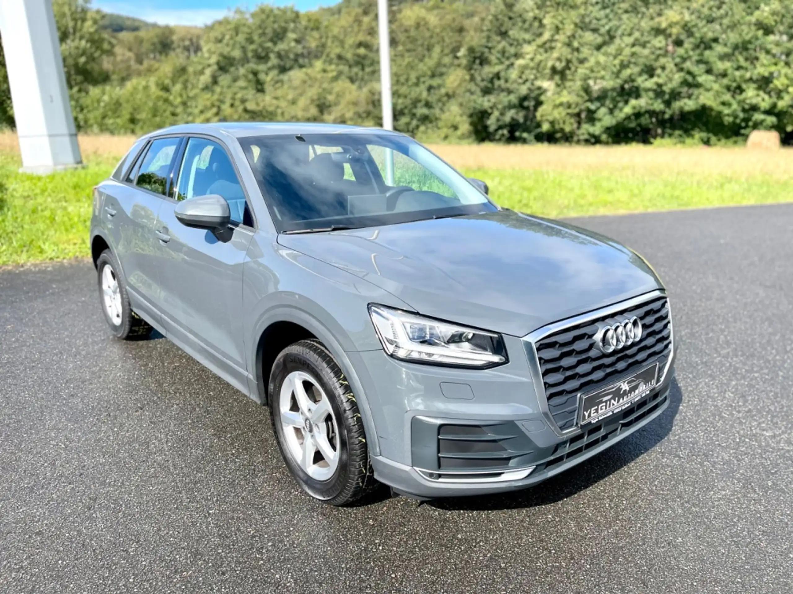 Audi - Q2