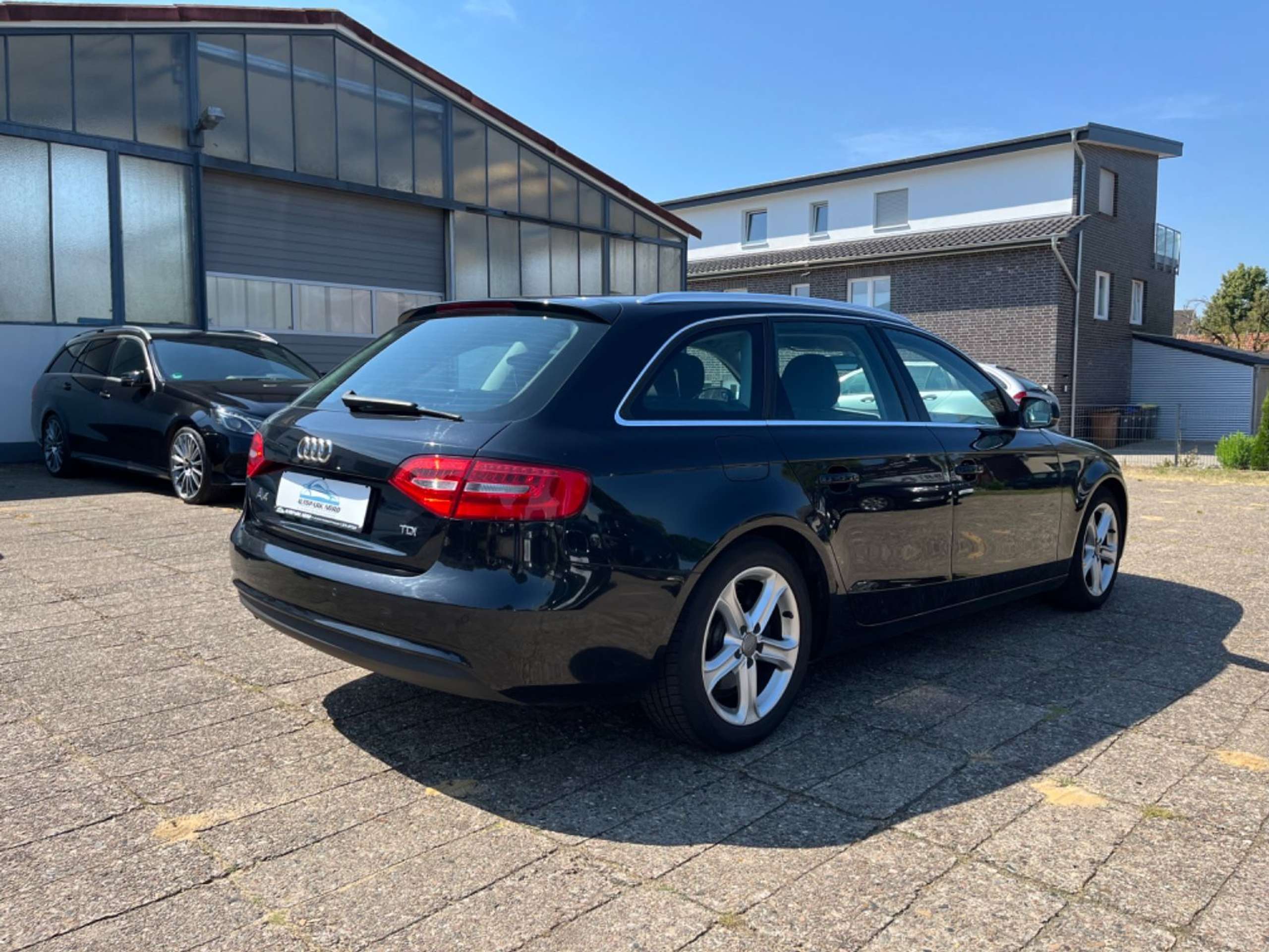 Audi - A4