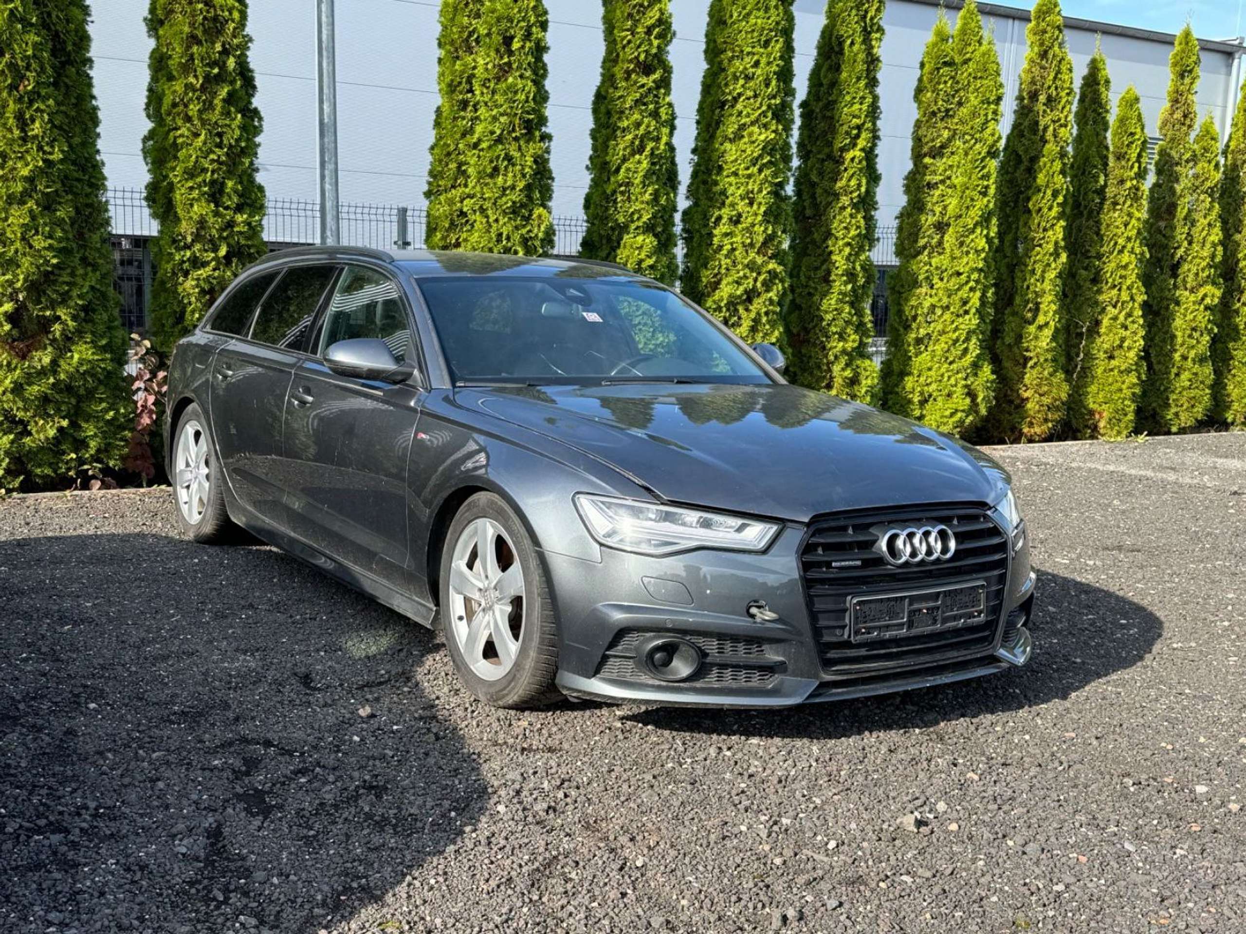 Audi - A6