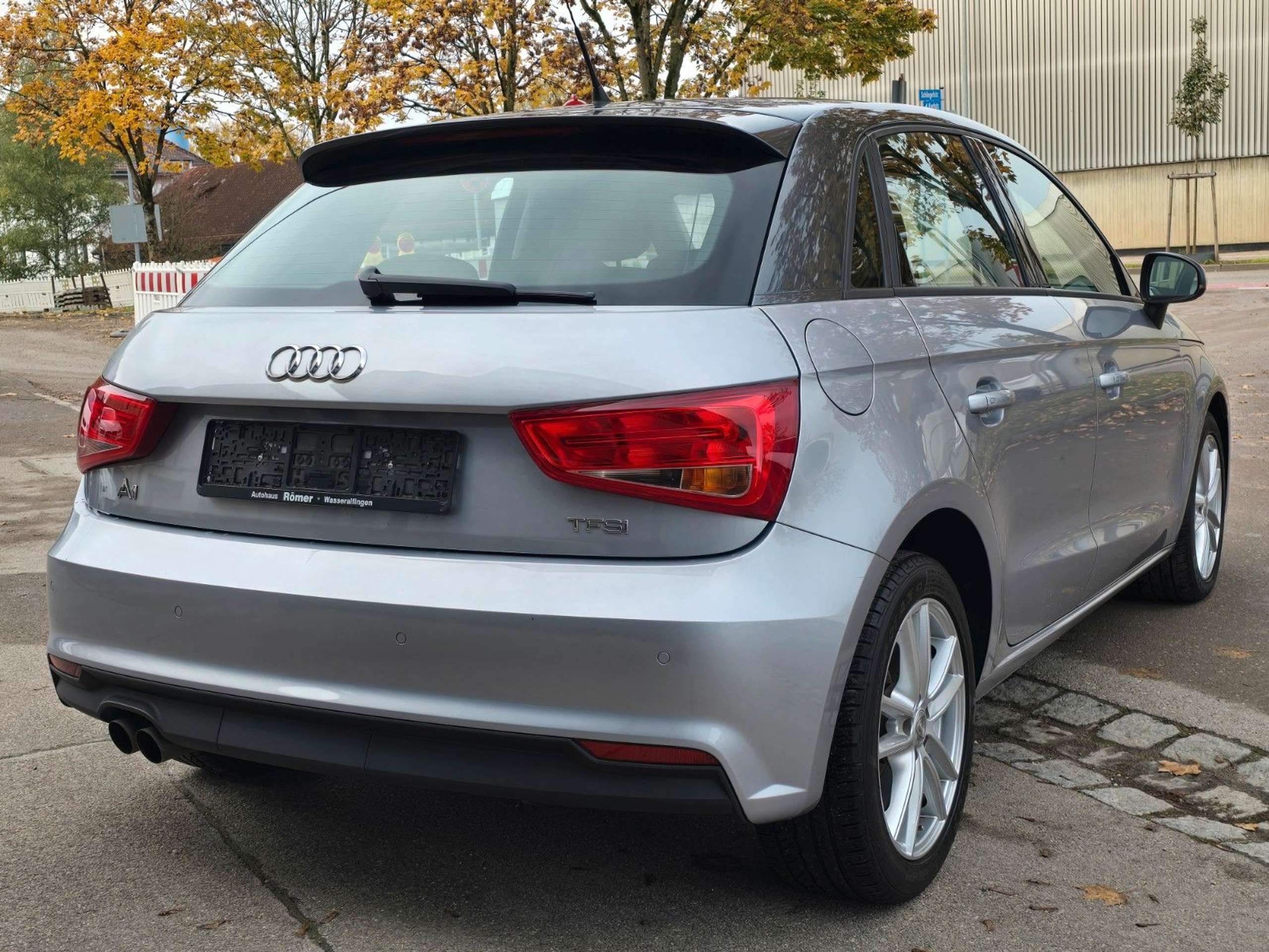 Audi - A1