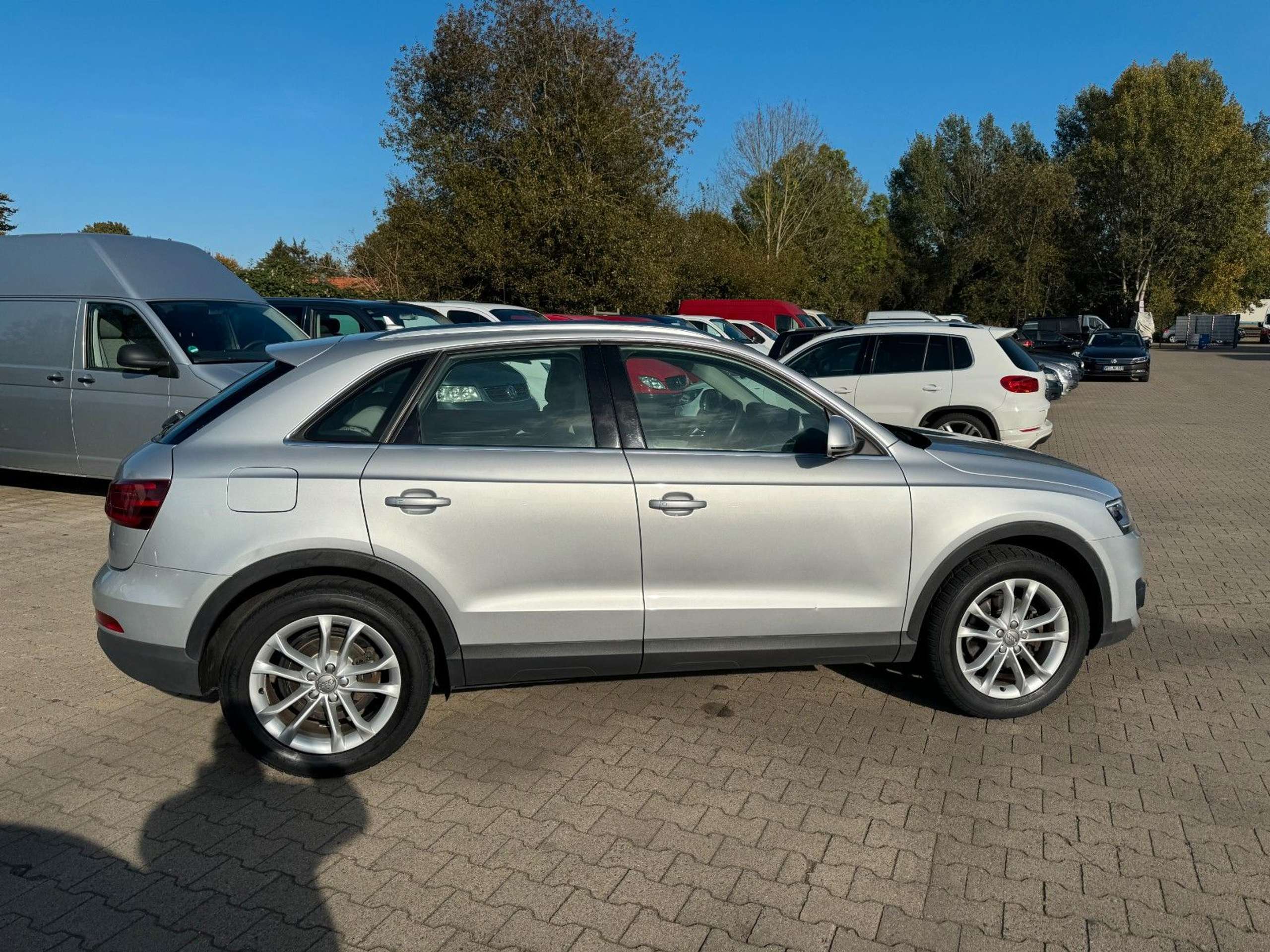 Audi - Q3