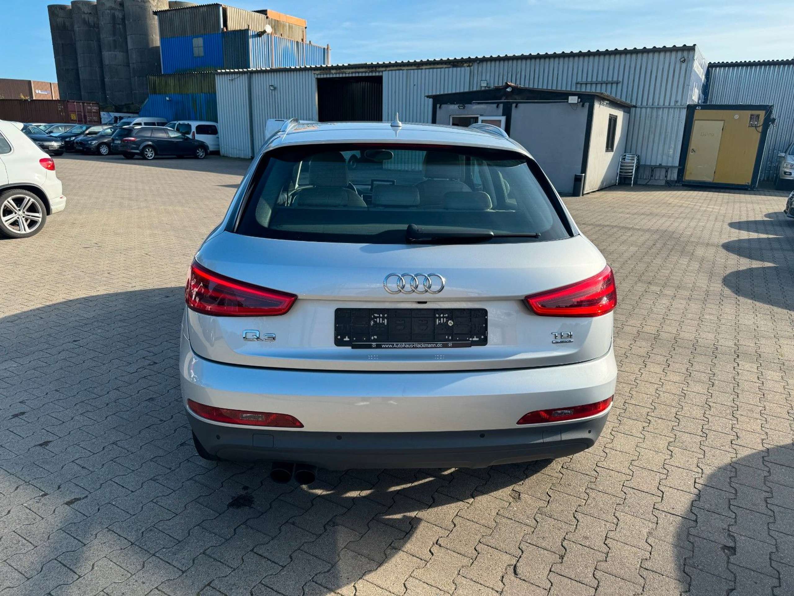 Audi - Q3