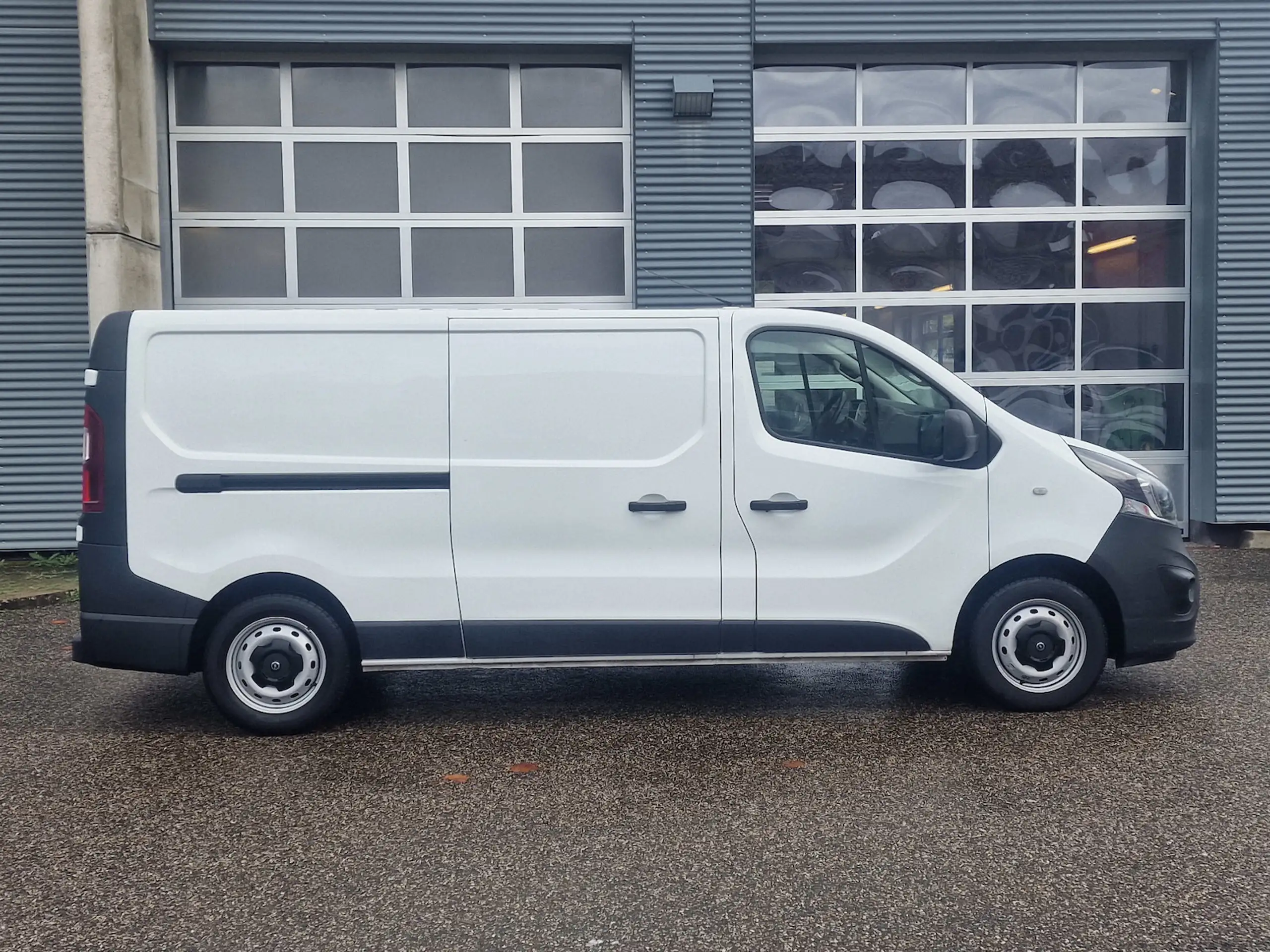 Opel - Vivaro