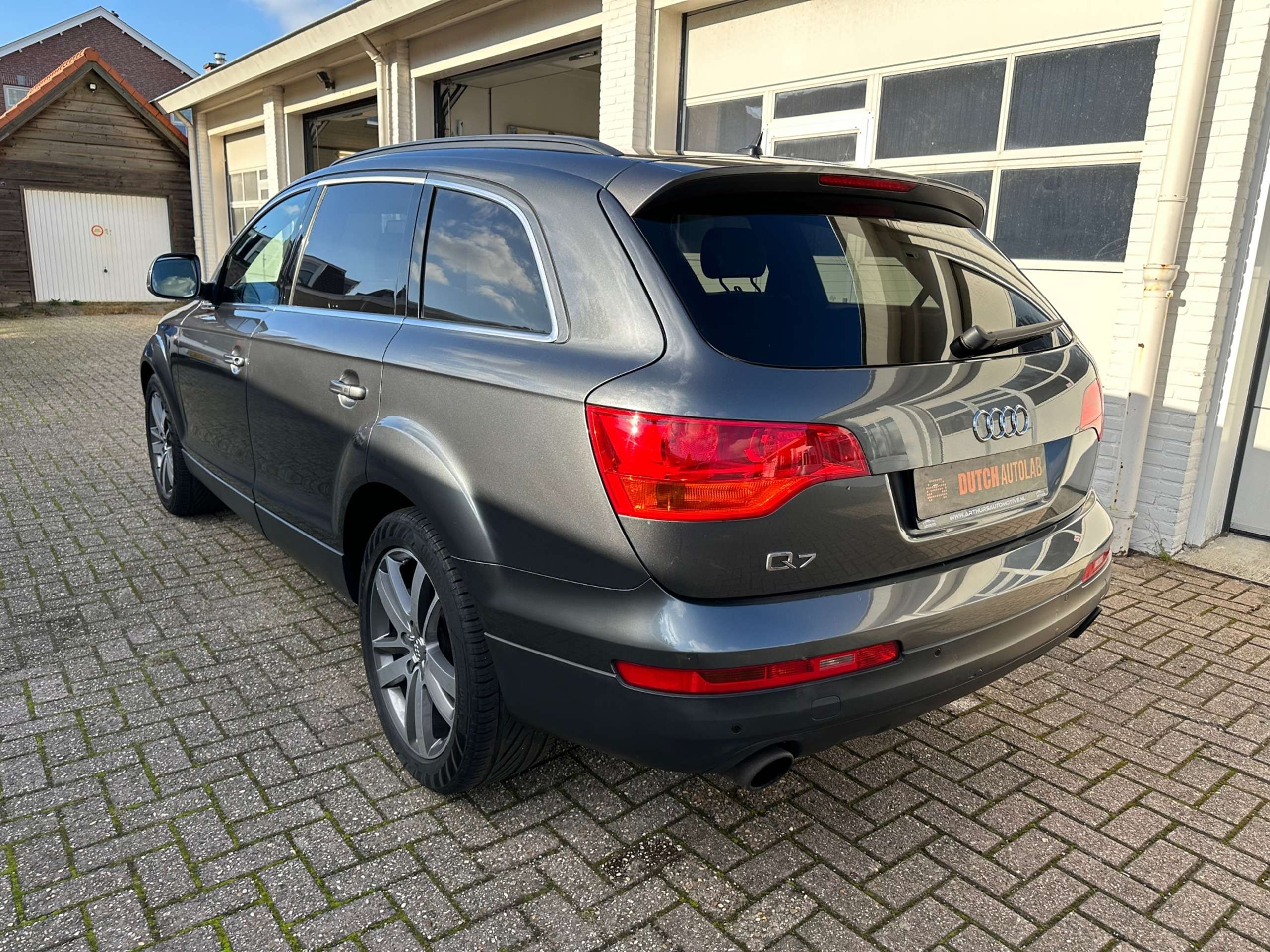 Audi - Q7