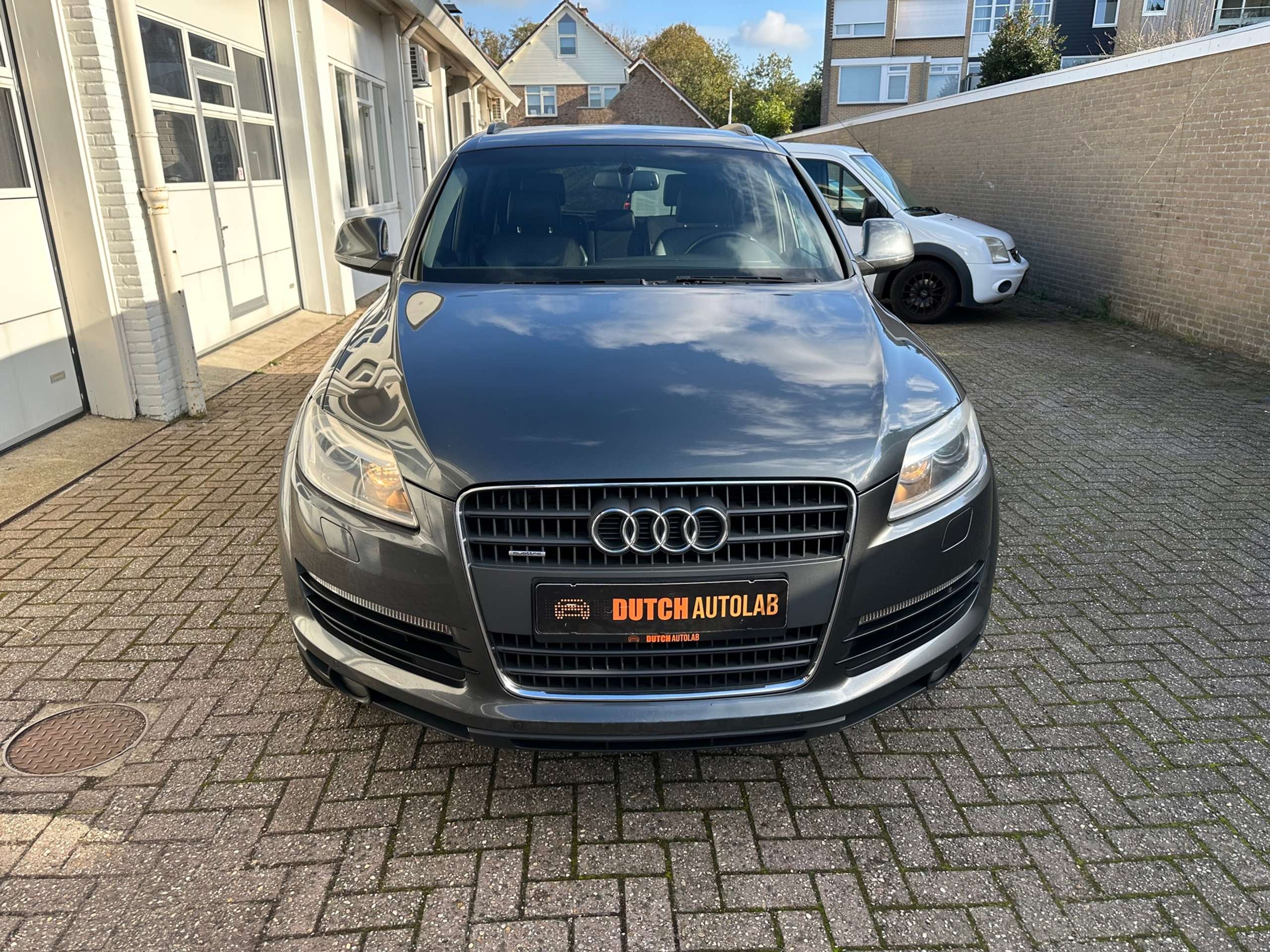 Audi - Q7