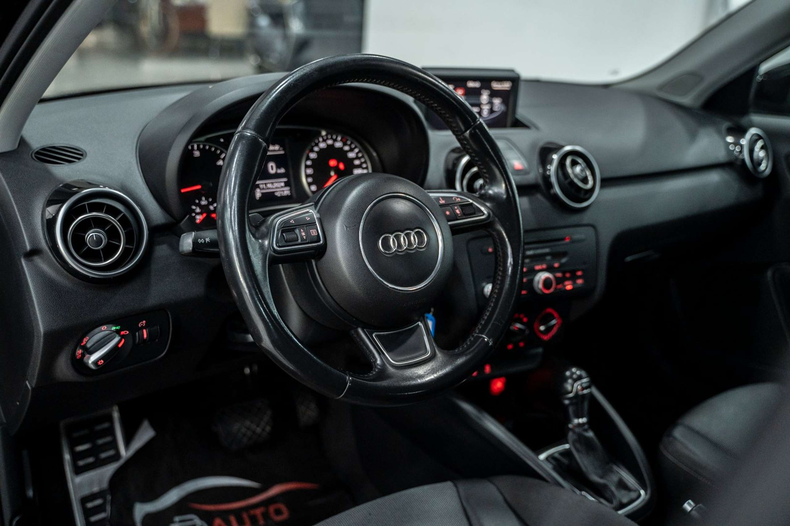 Audi - A1