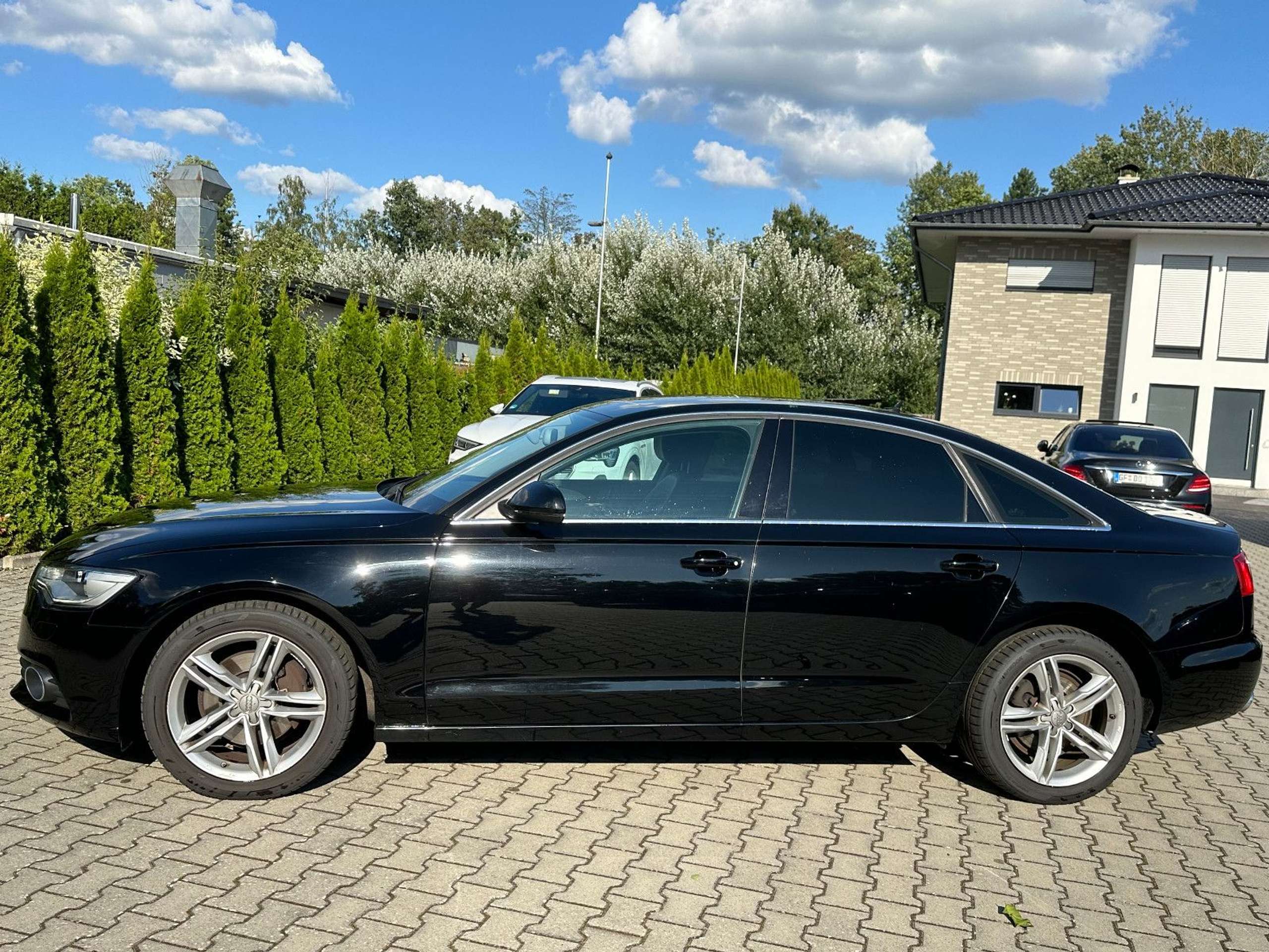 Audi - A6