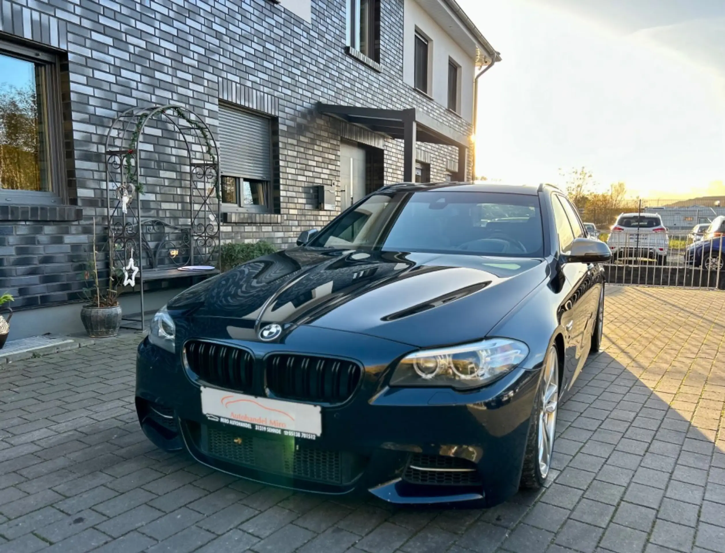 BMW - 550