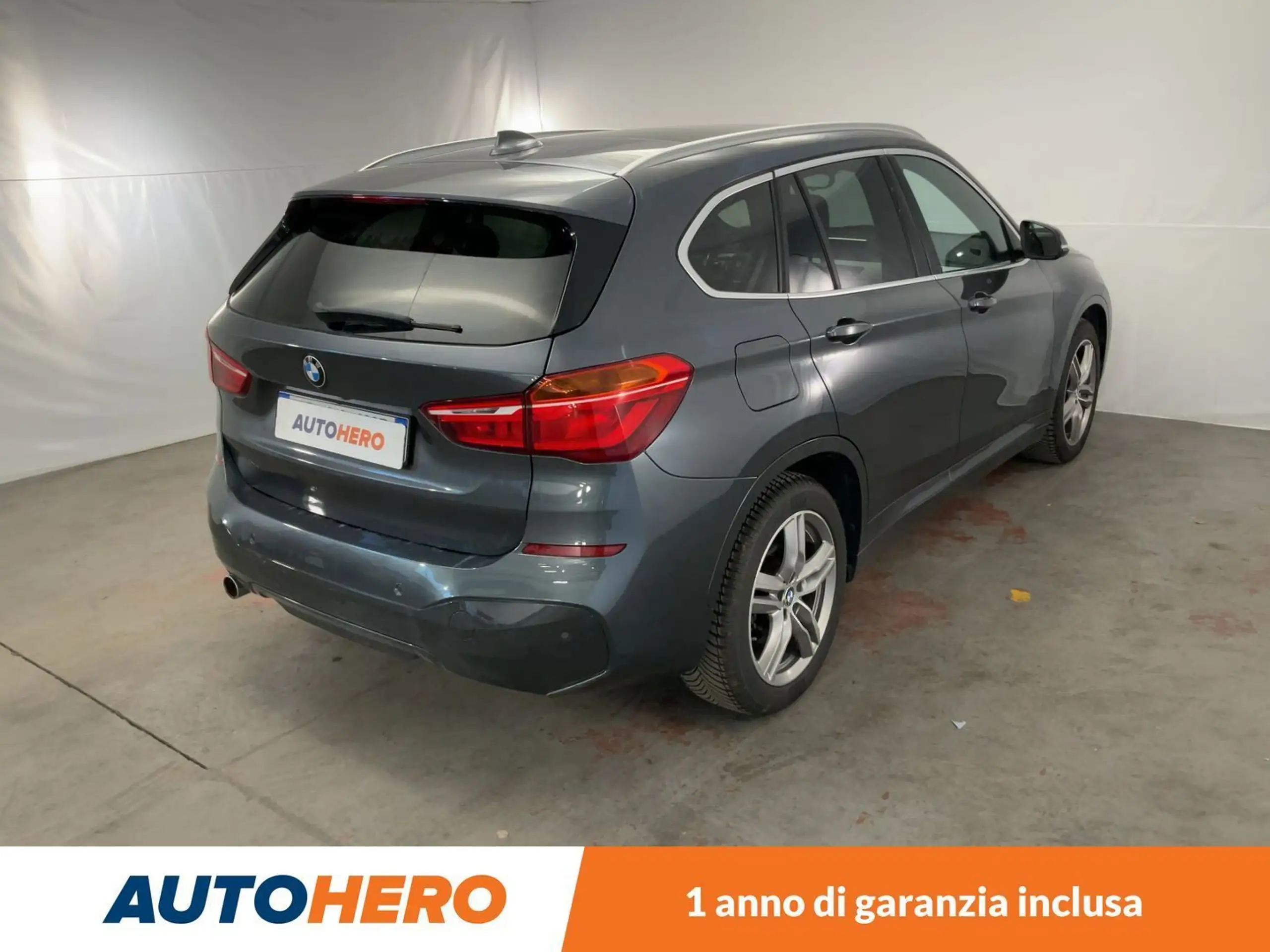 BMW - X1