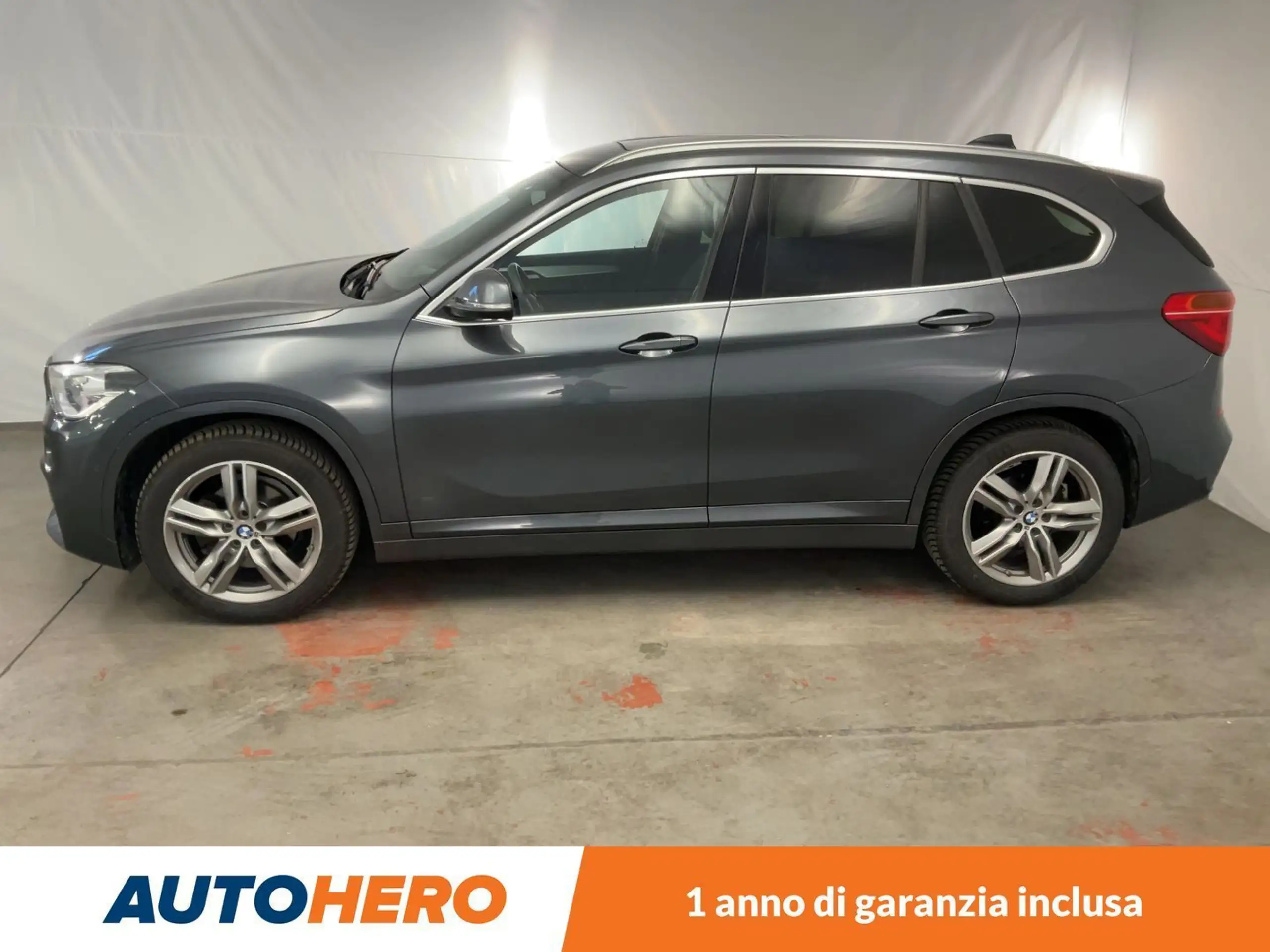 BMW - X1