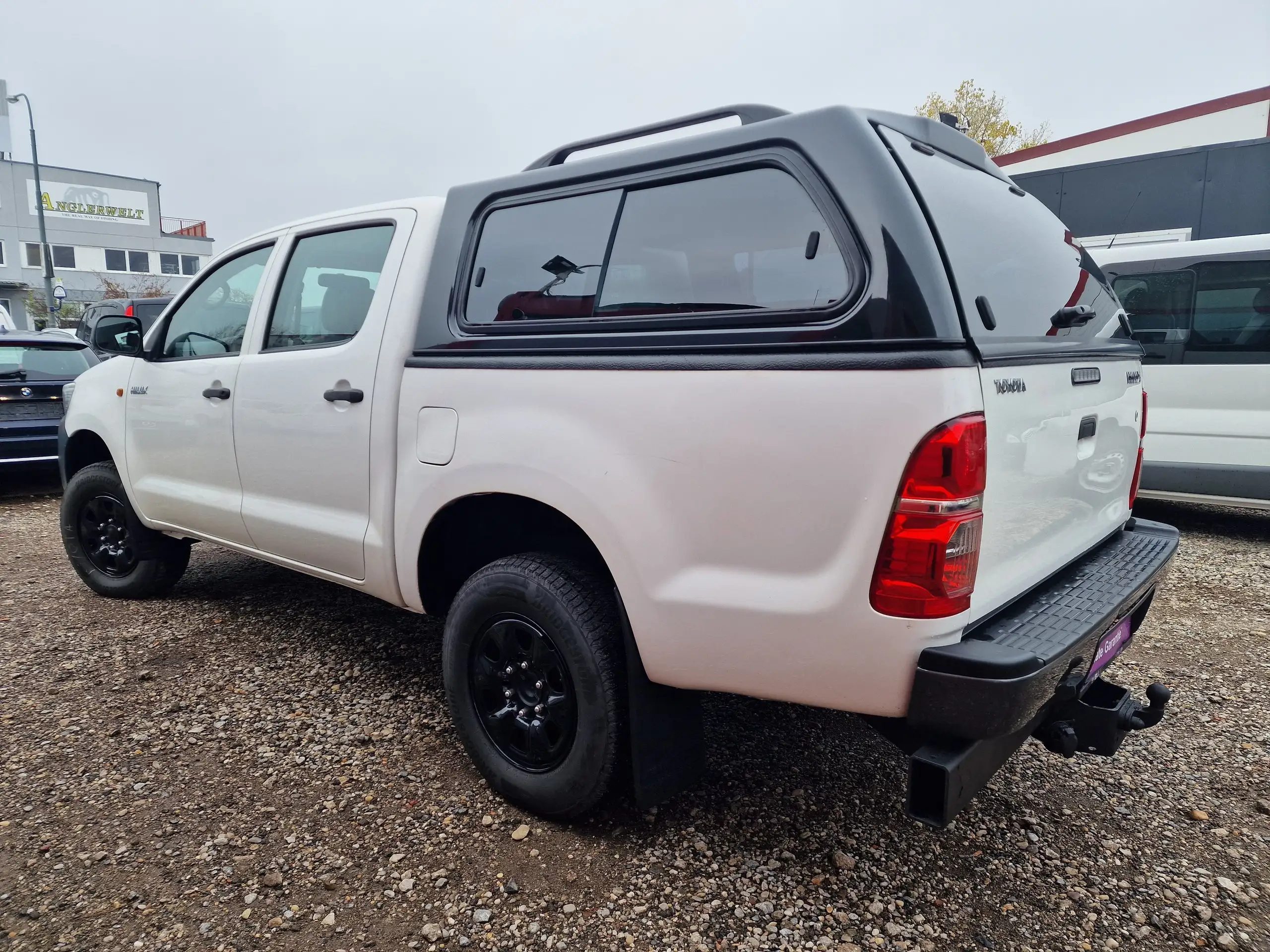 Toyota - Hilux