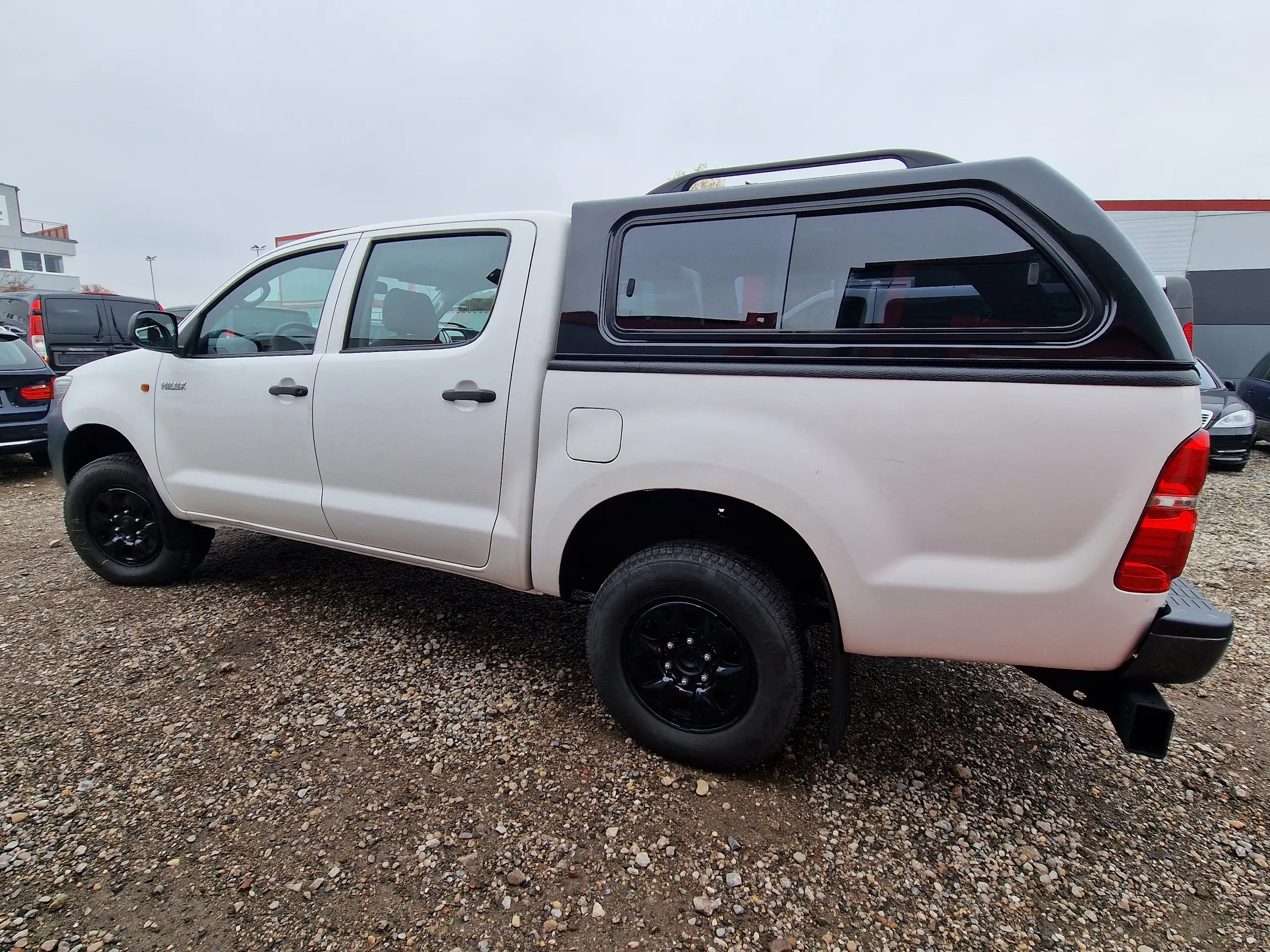 Toyota - Hilux