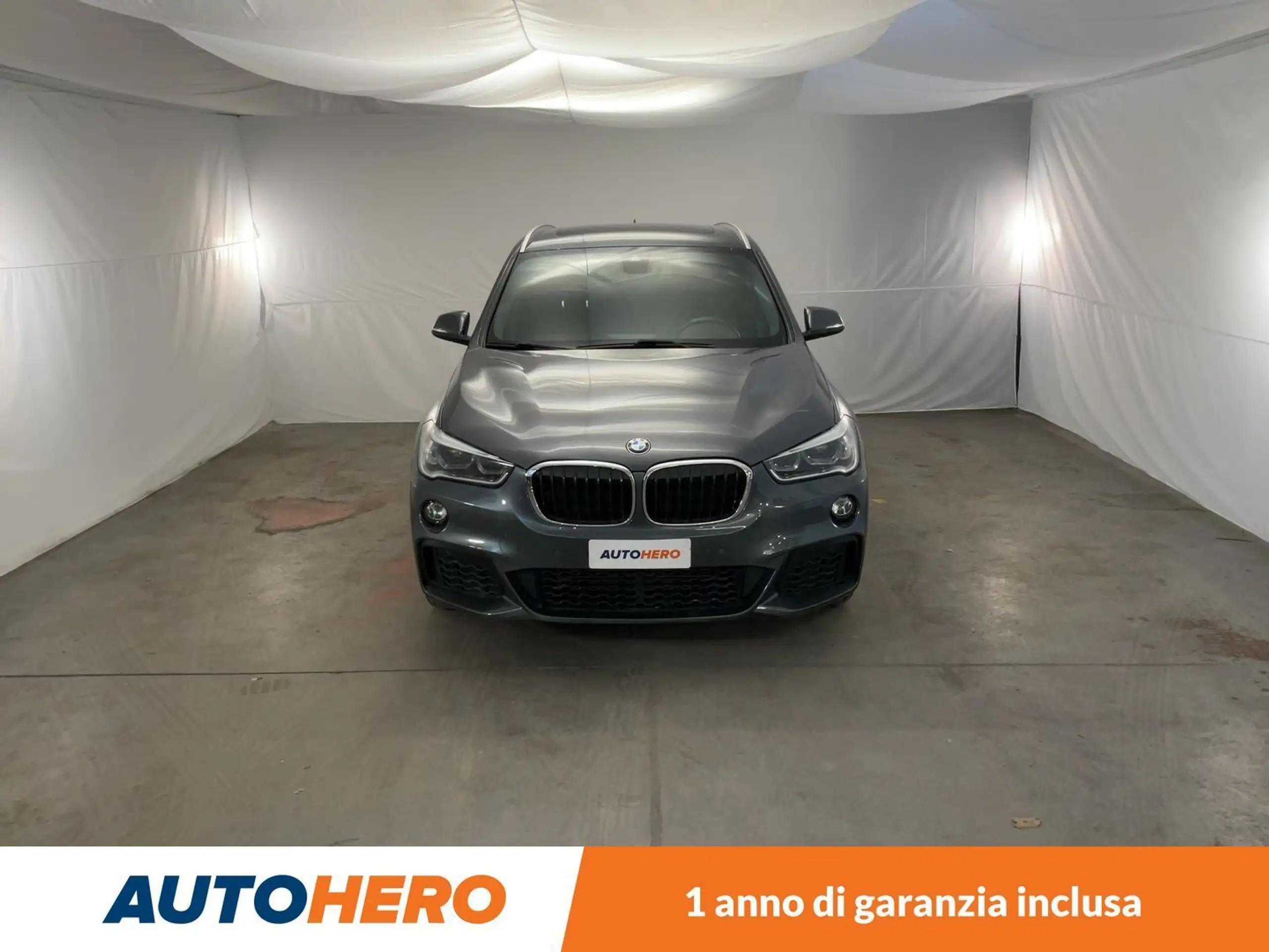 BMW - X1