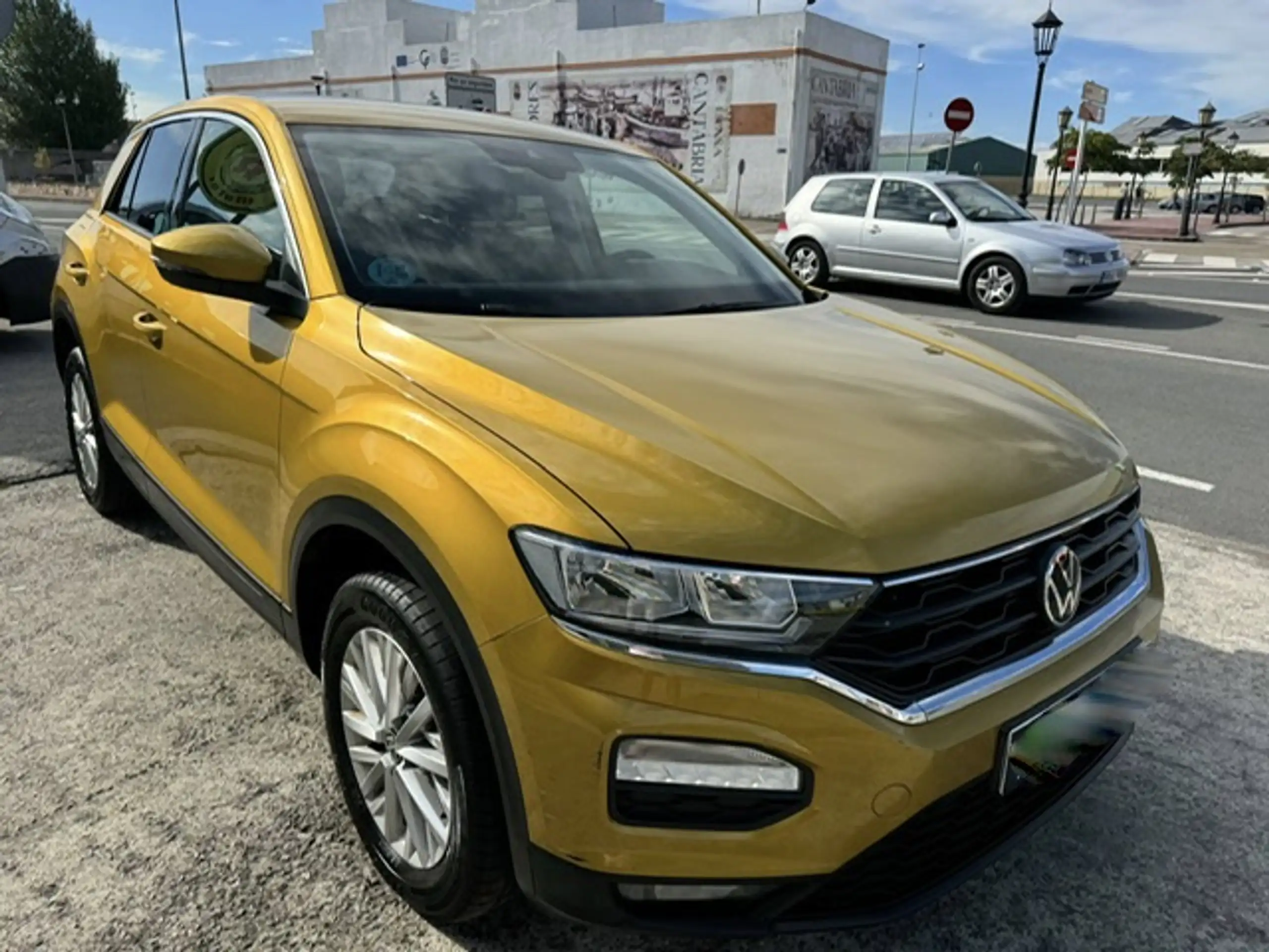 Volkswagen - T-Roc