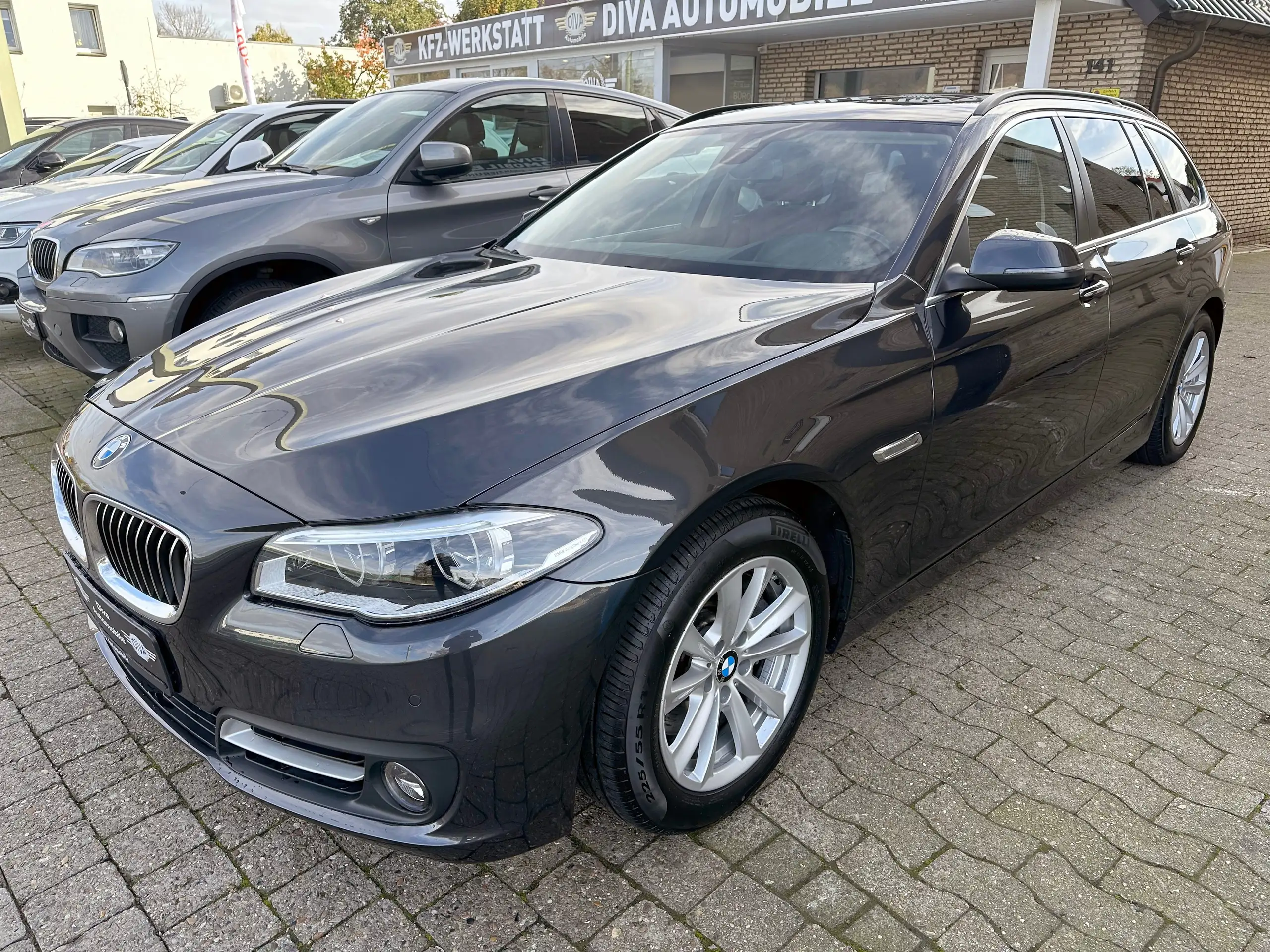 BMW - 528