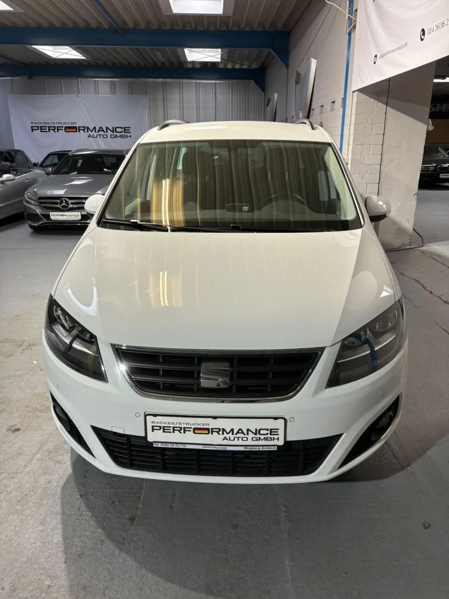 SEAT - Alhambra