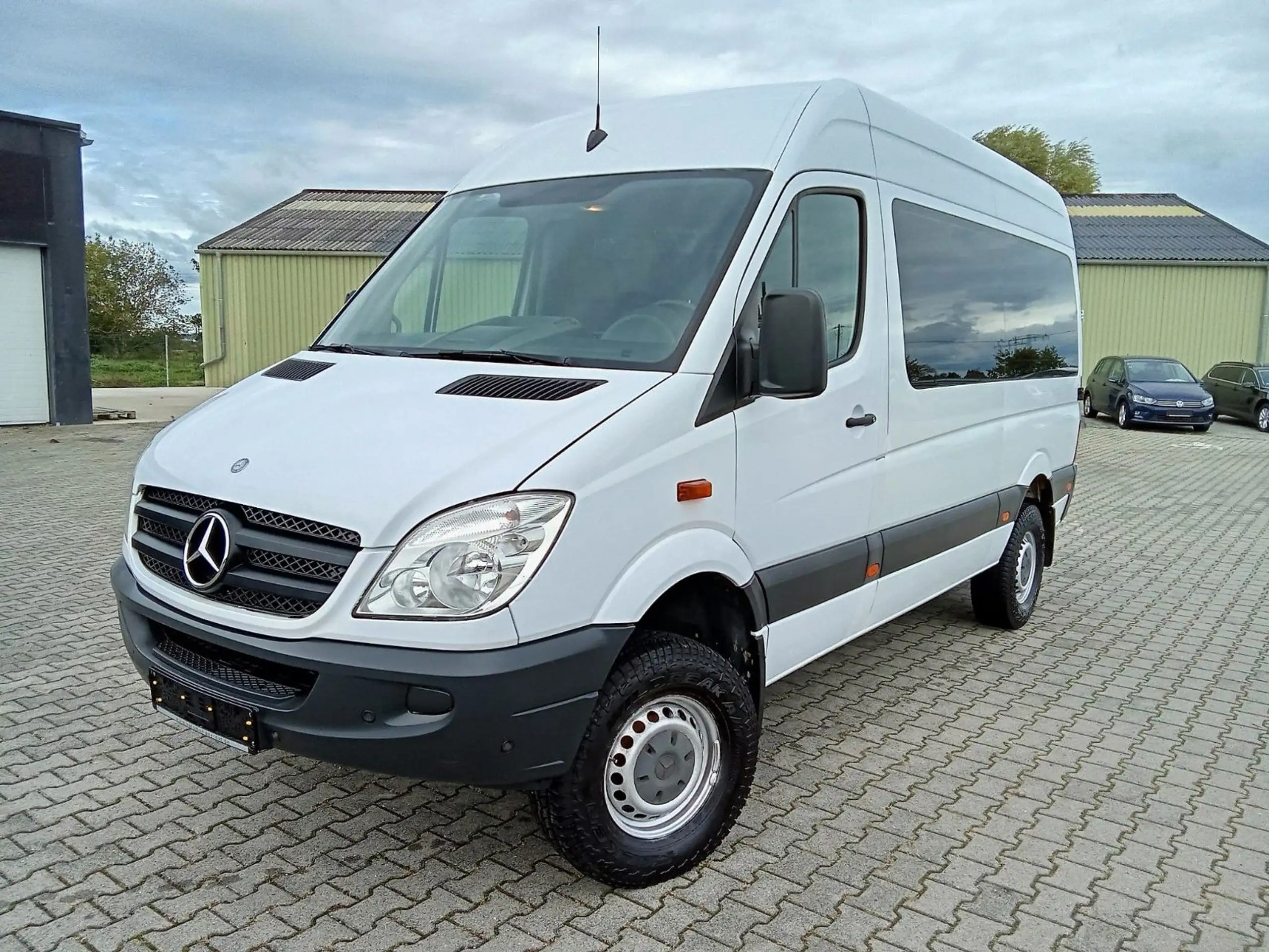 Mercedes-Benz - Sprinter