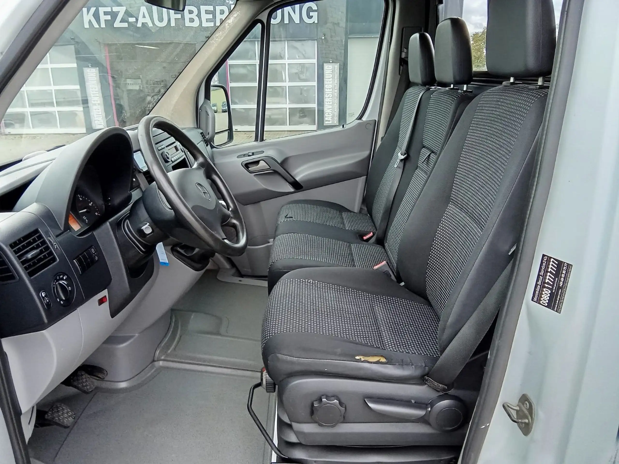 Mercedes-Benz - Sprinter