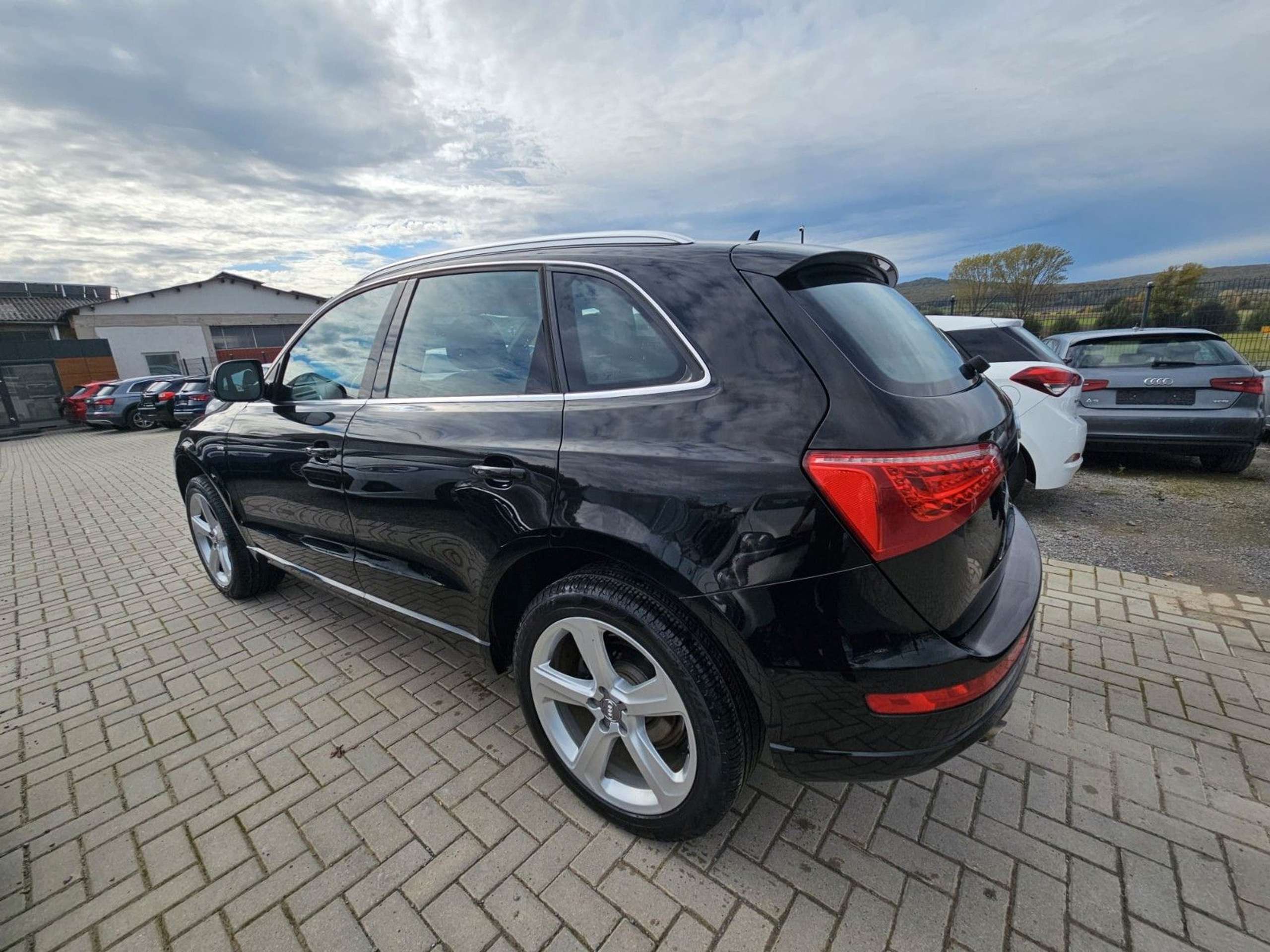 Audi - Q5