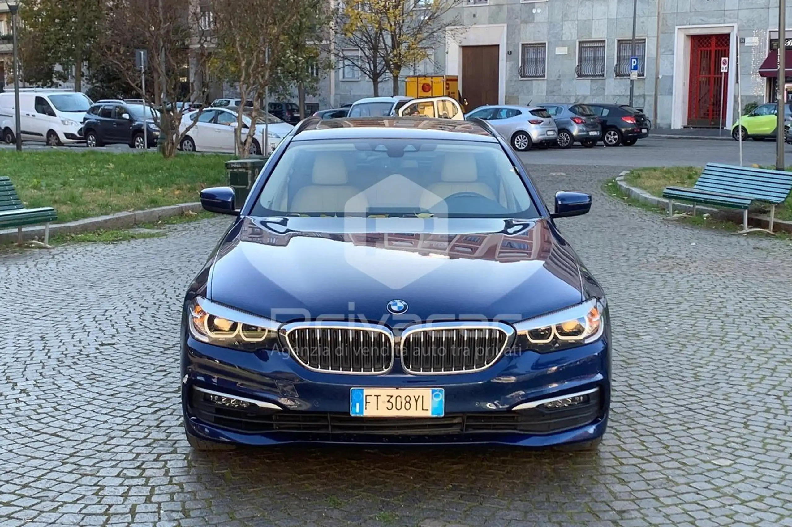 BMW - 530