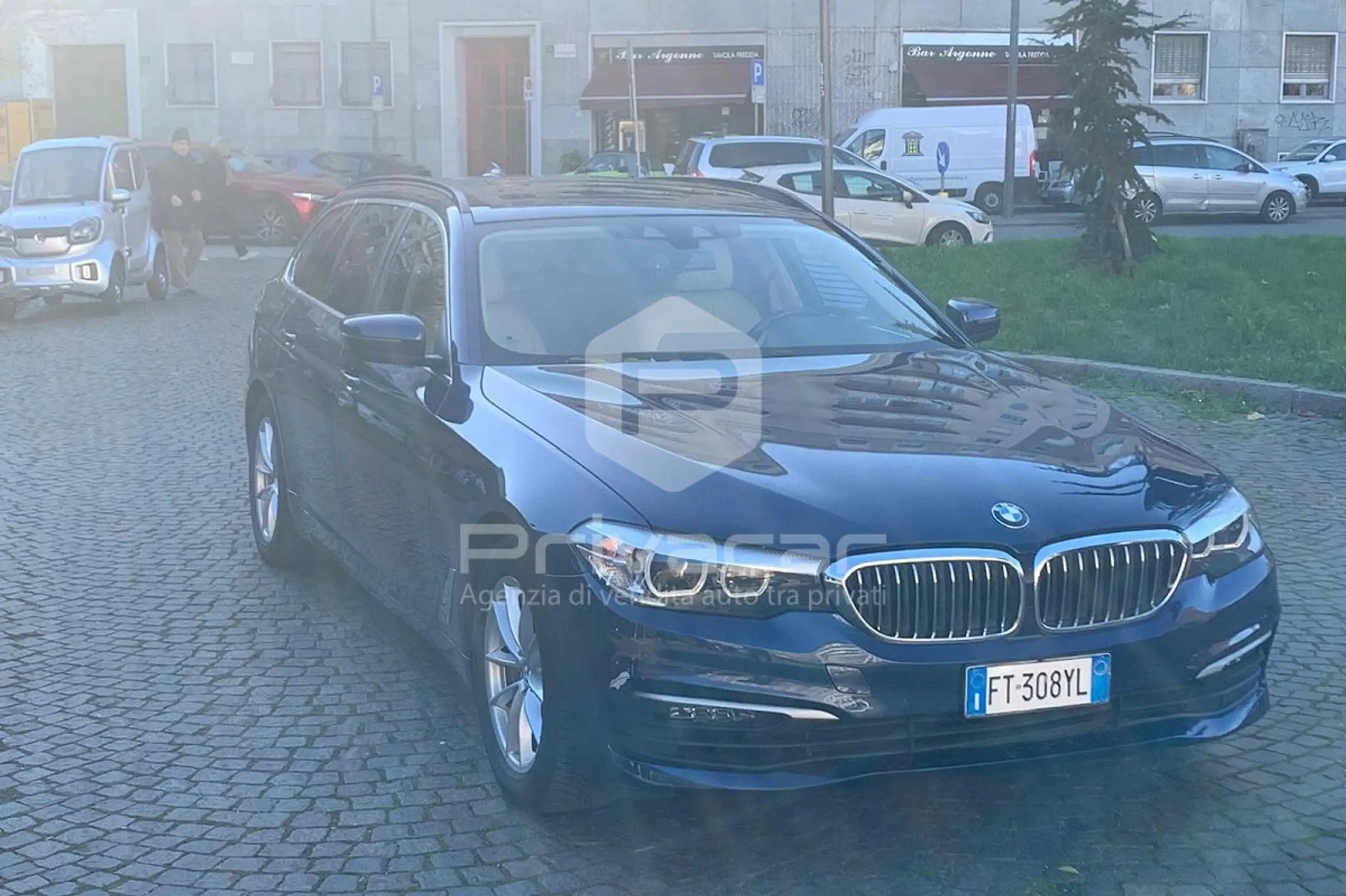 BMW - 530