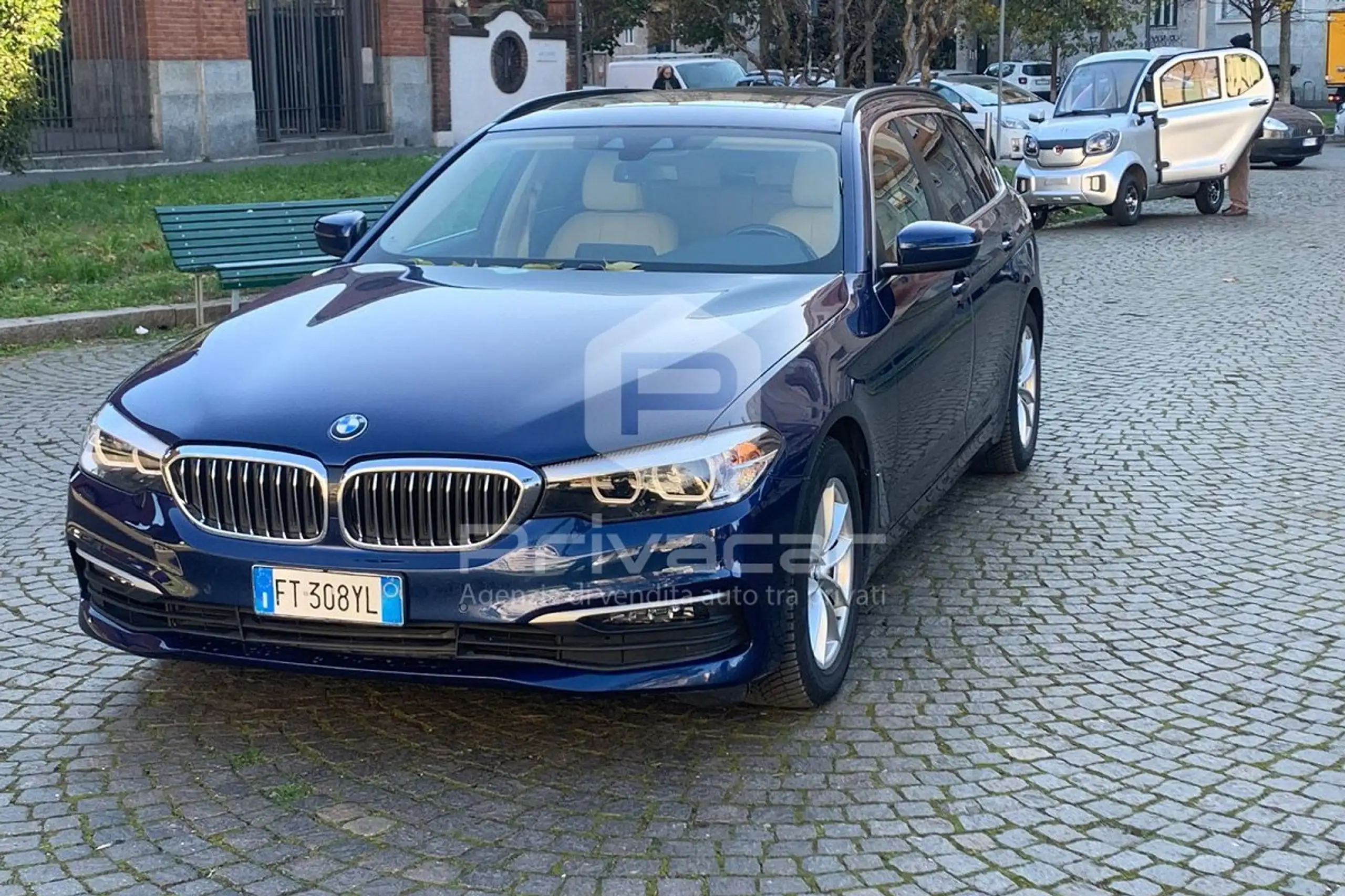 BMW - 530