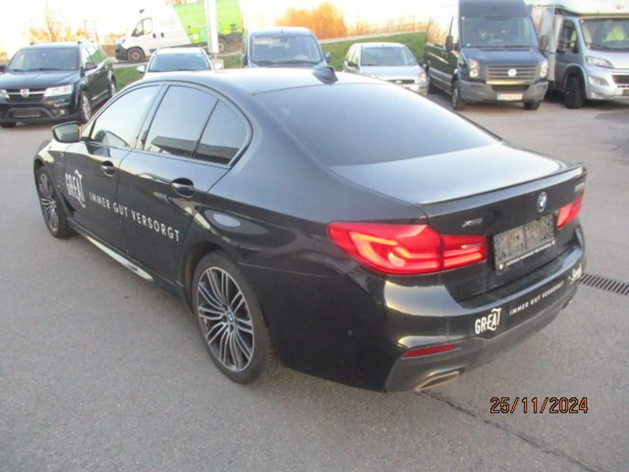 BMW - 530