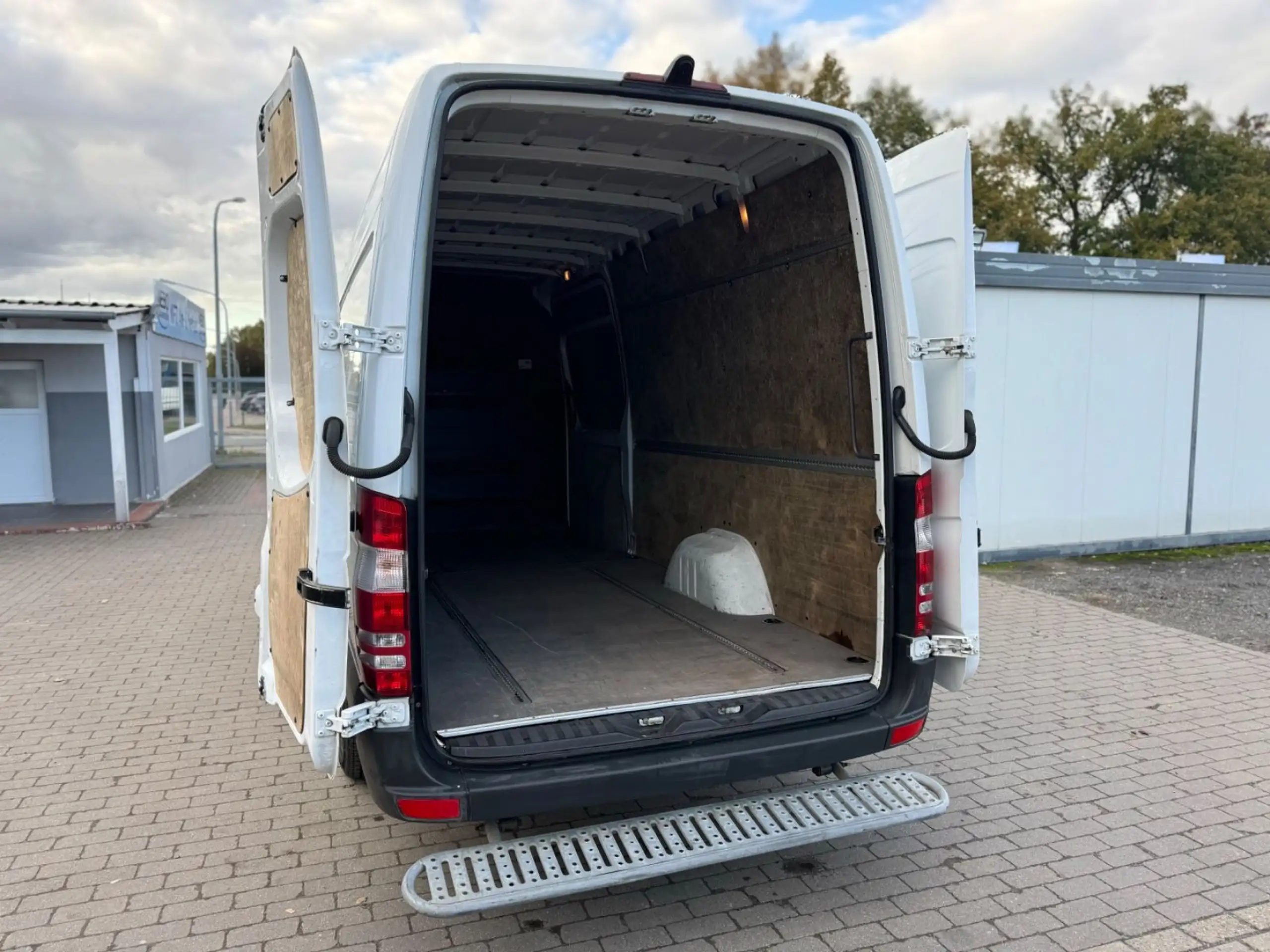 Mercedes-Benz - Sprinter