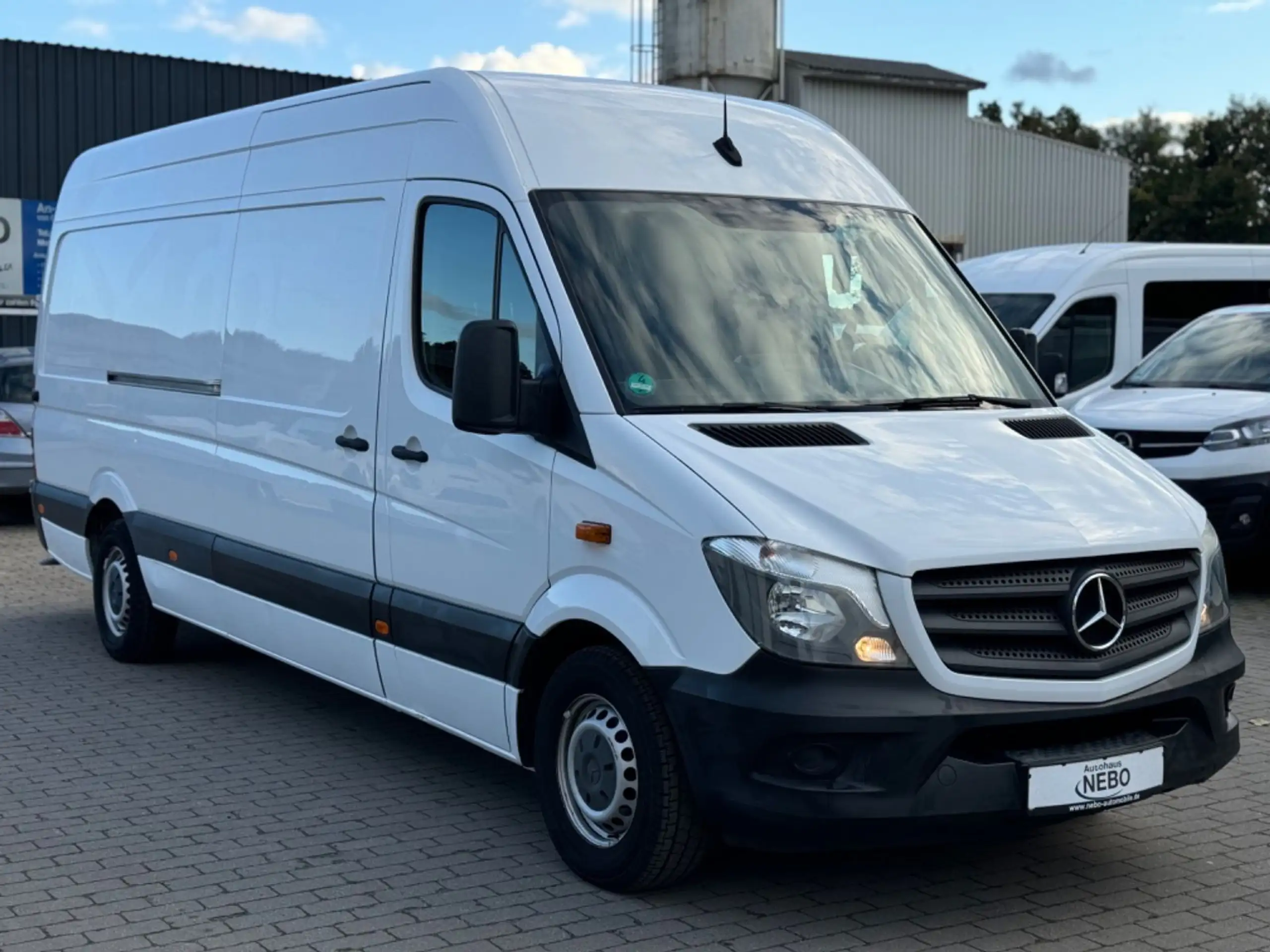 Mercedes-Benz - Sprinter