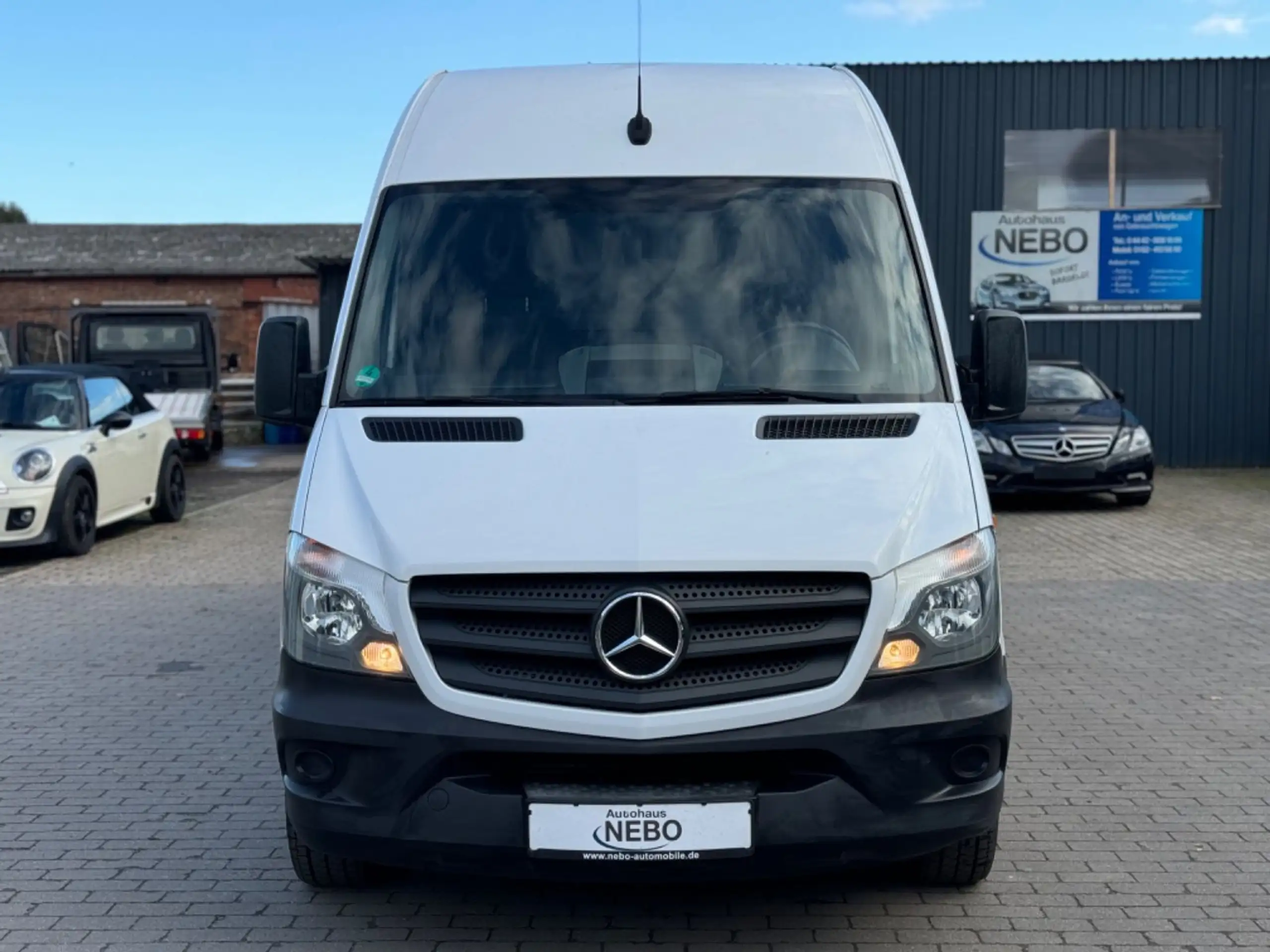 Mercedes-Benz - Sprinter