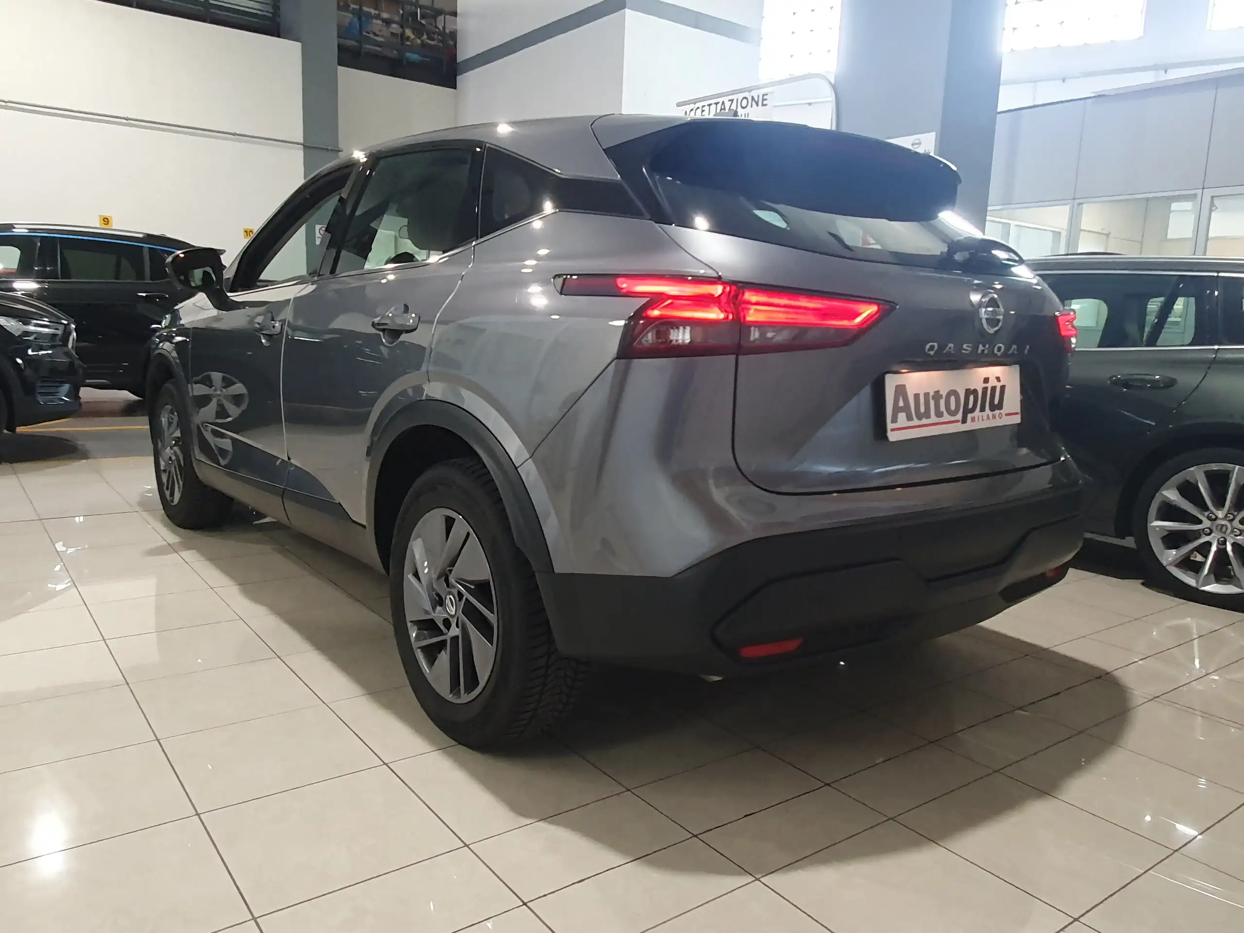 Nissan - Qashqai