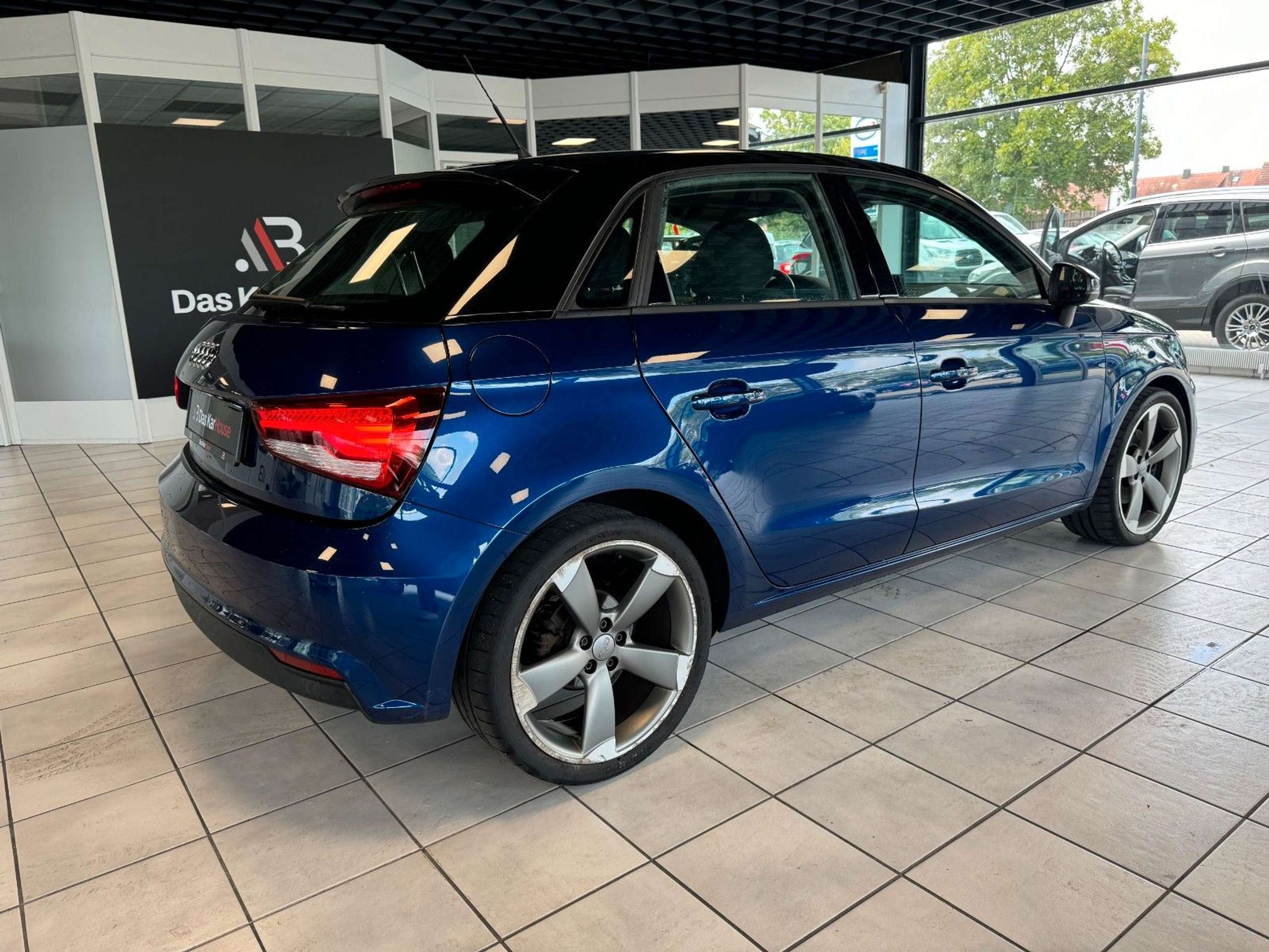 Audi - A1