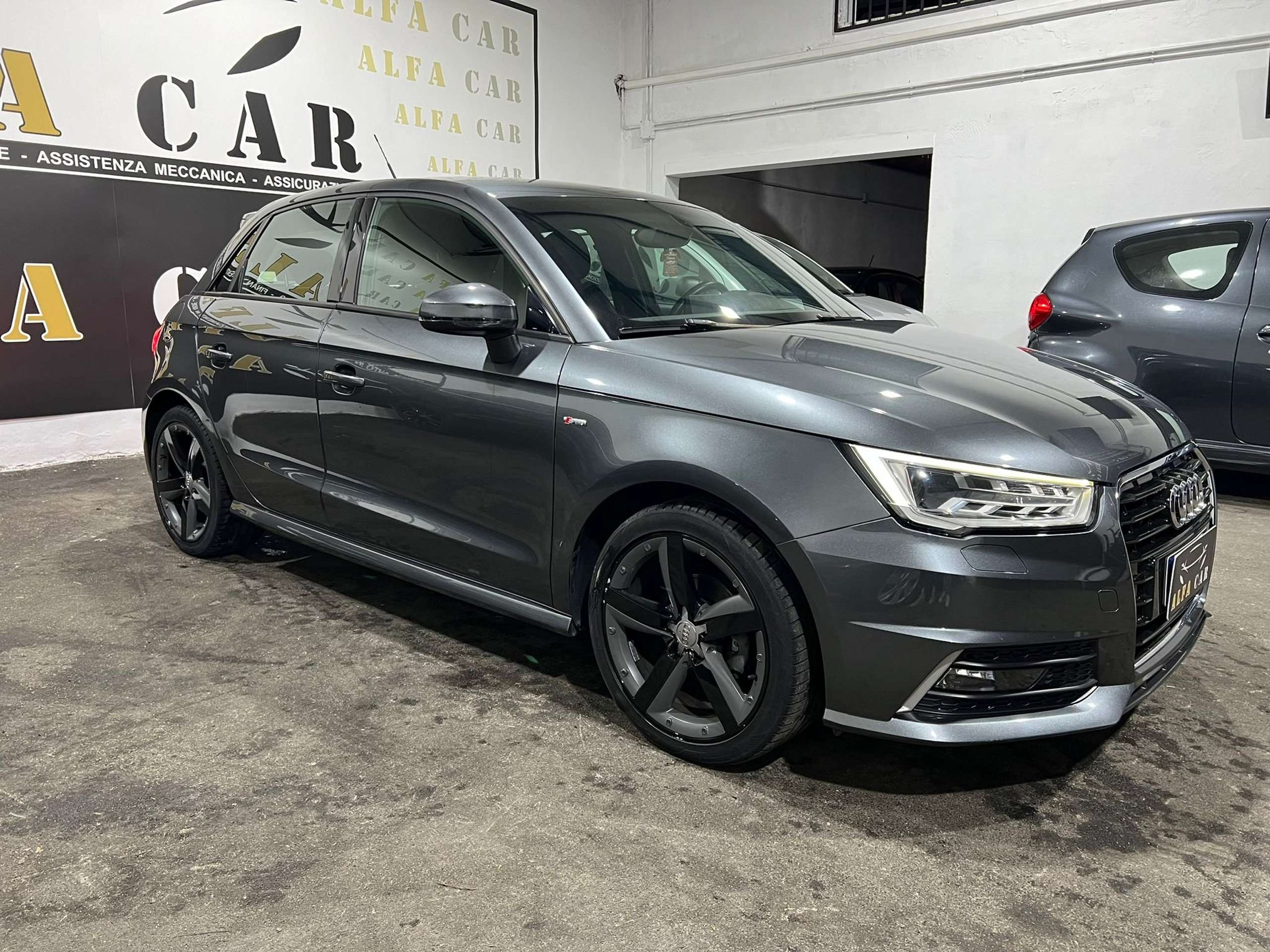 Audi - A1