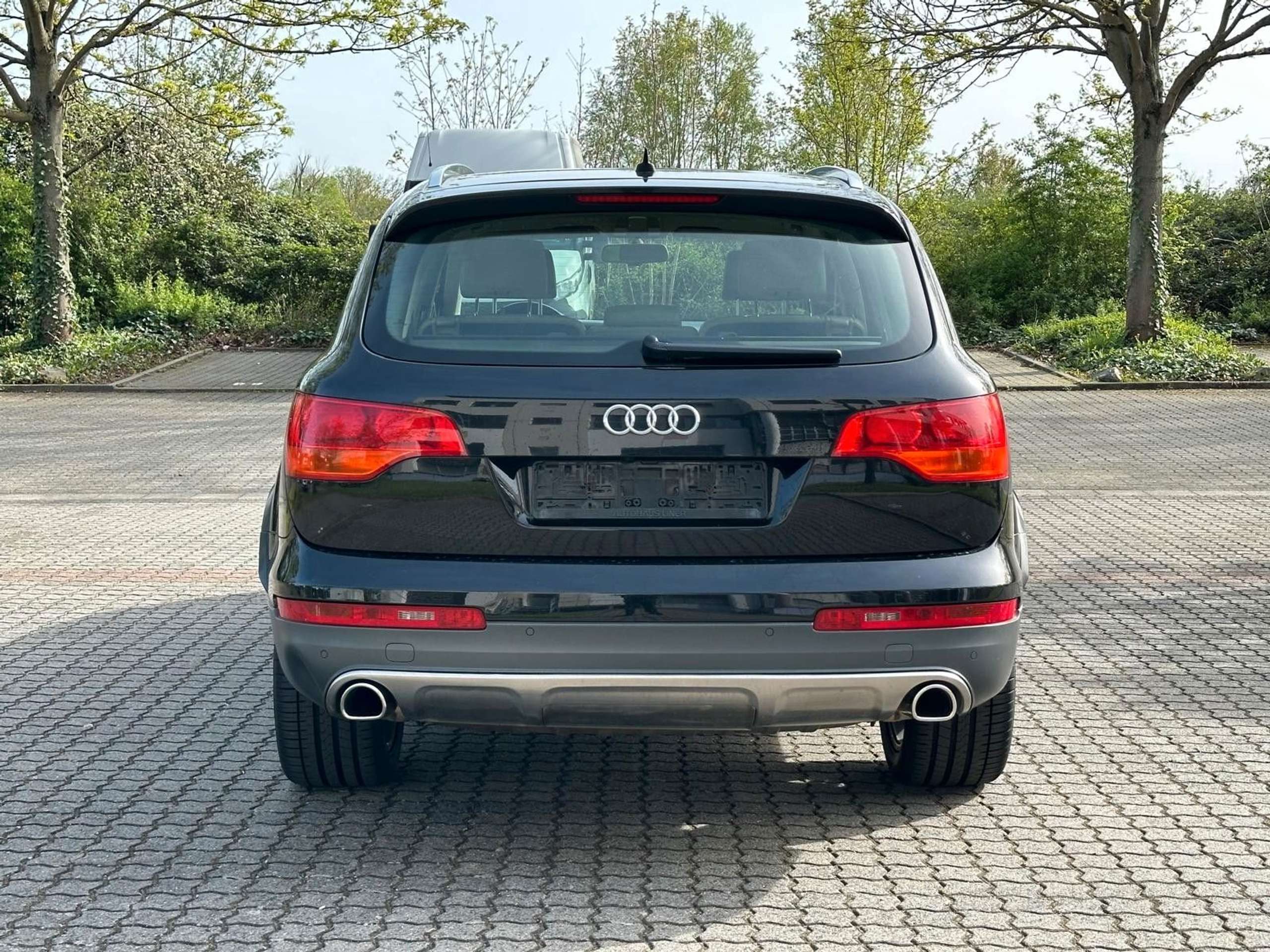 Audi - Q7