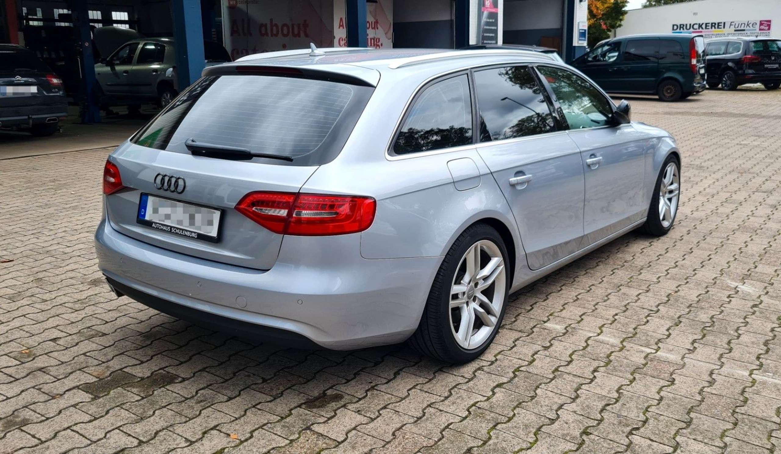 Audi - A4