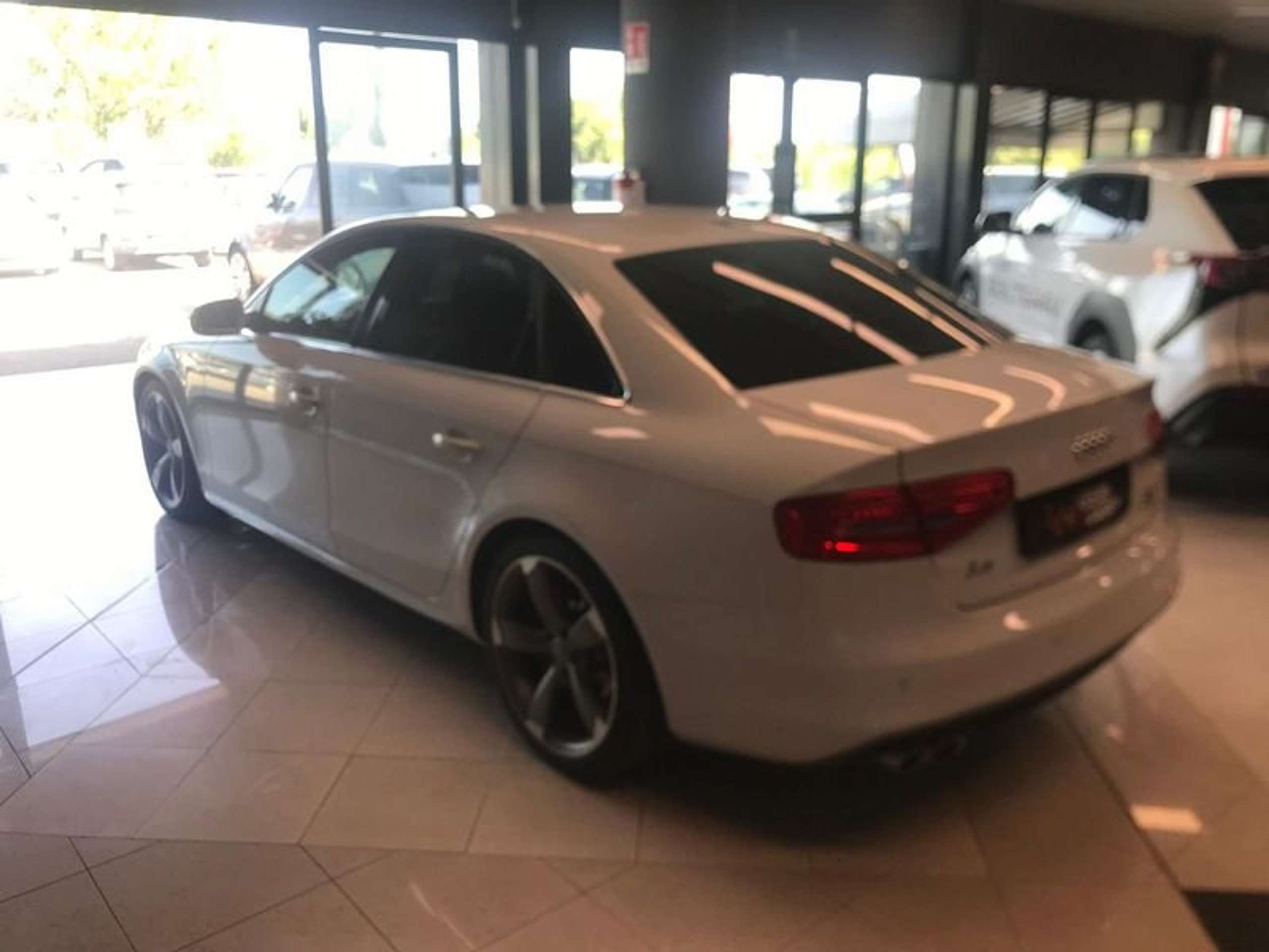 Audi - A4