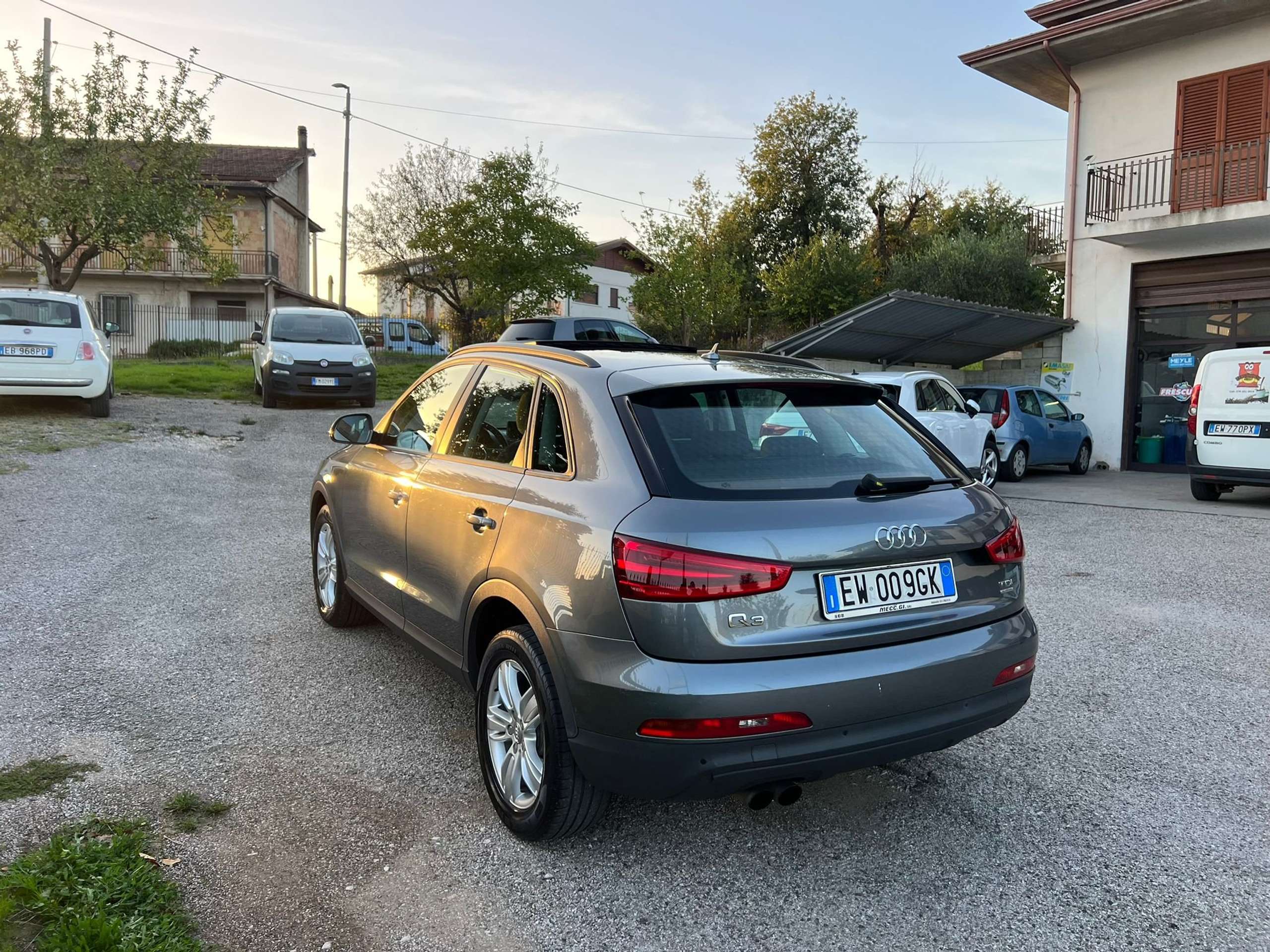 Audi - Q3