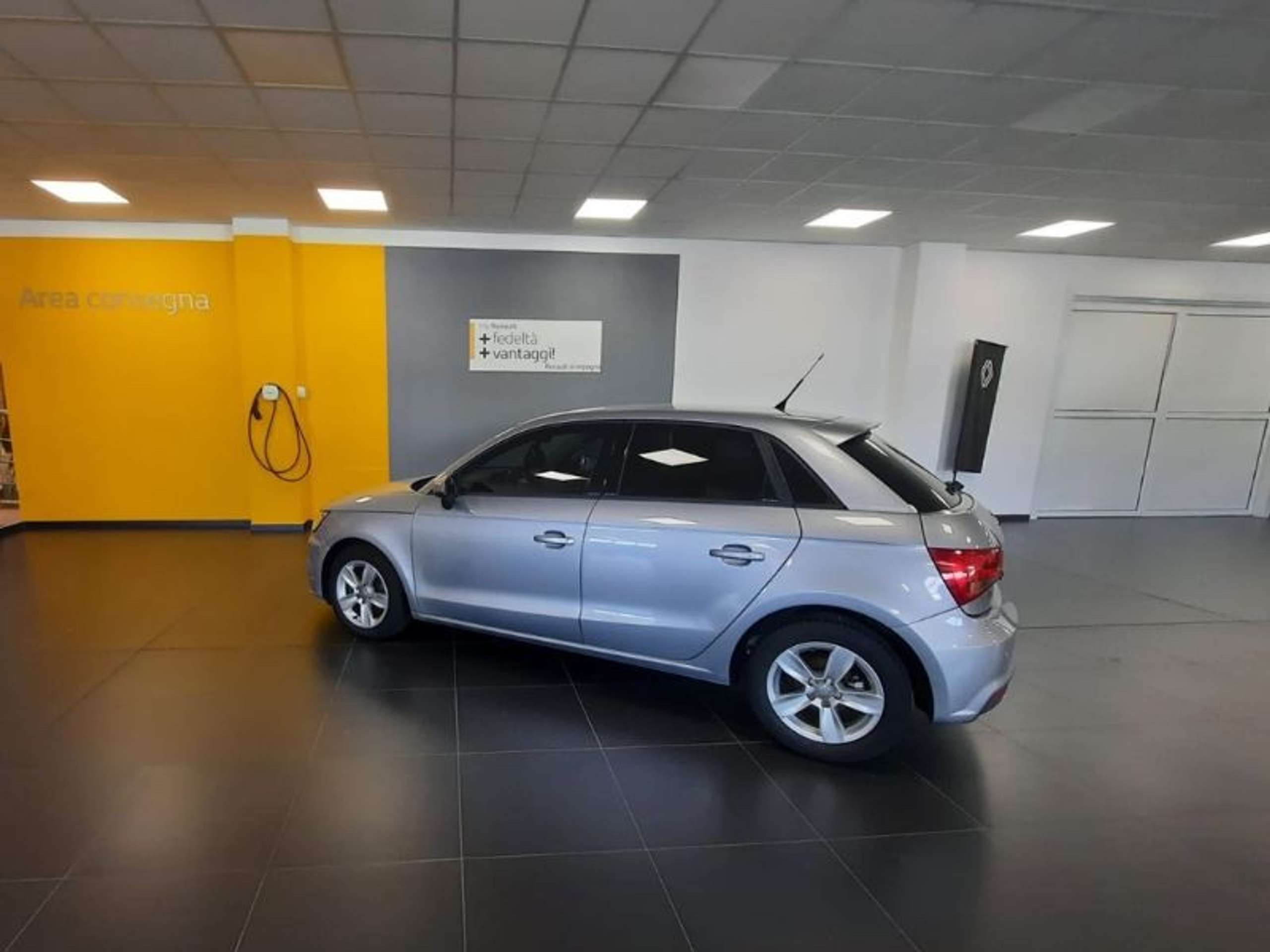 Audi - A1