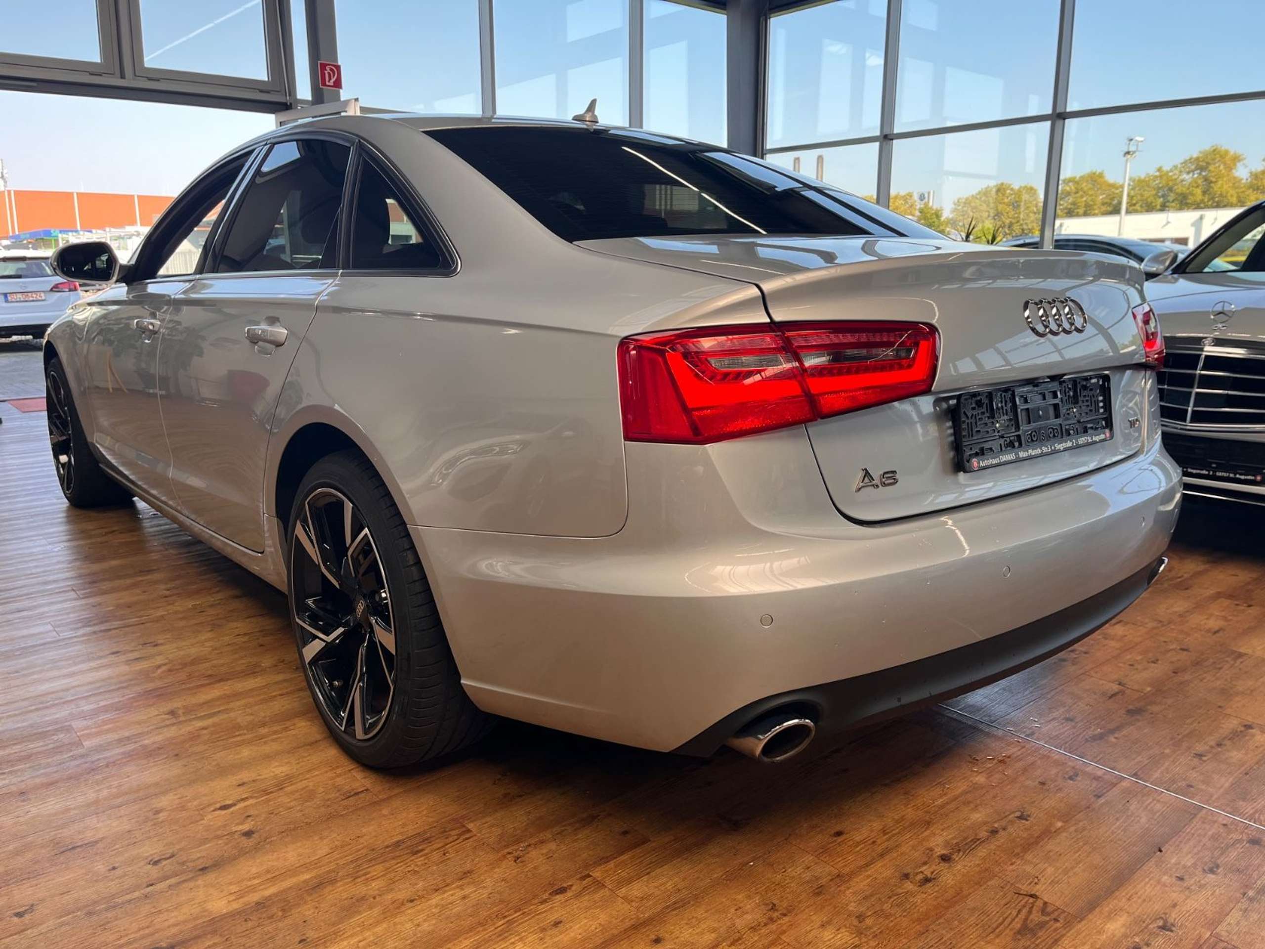 Audi - A6