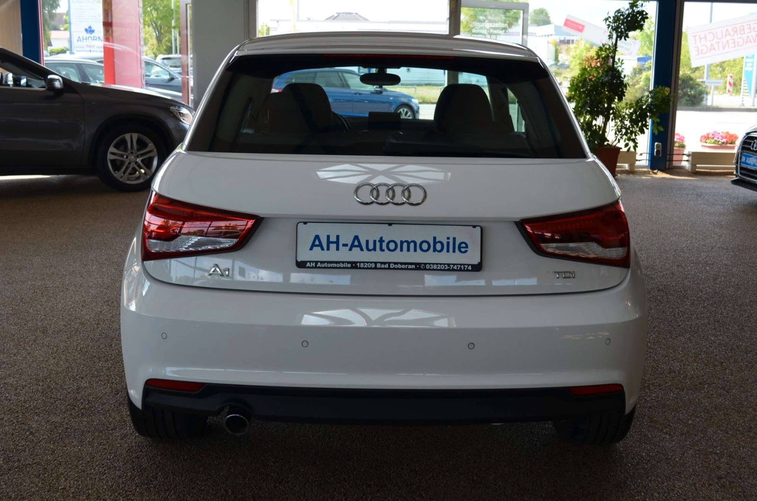 Audi - A1