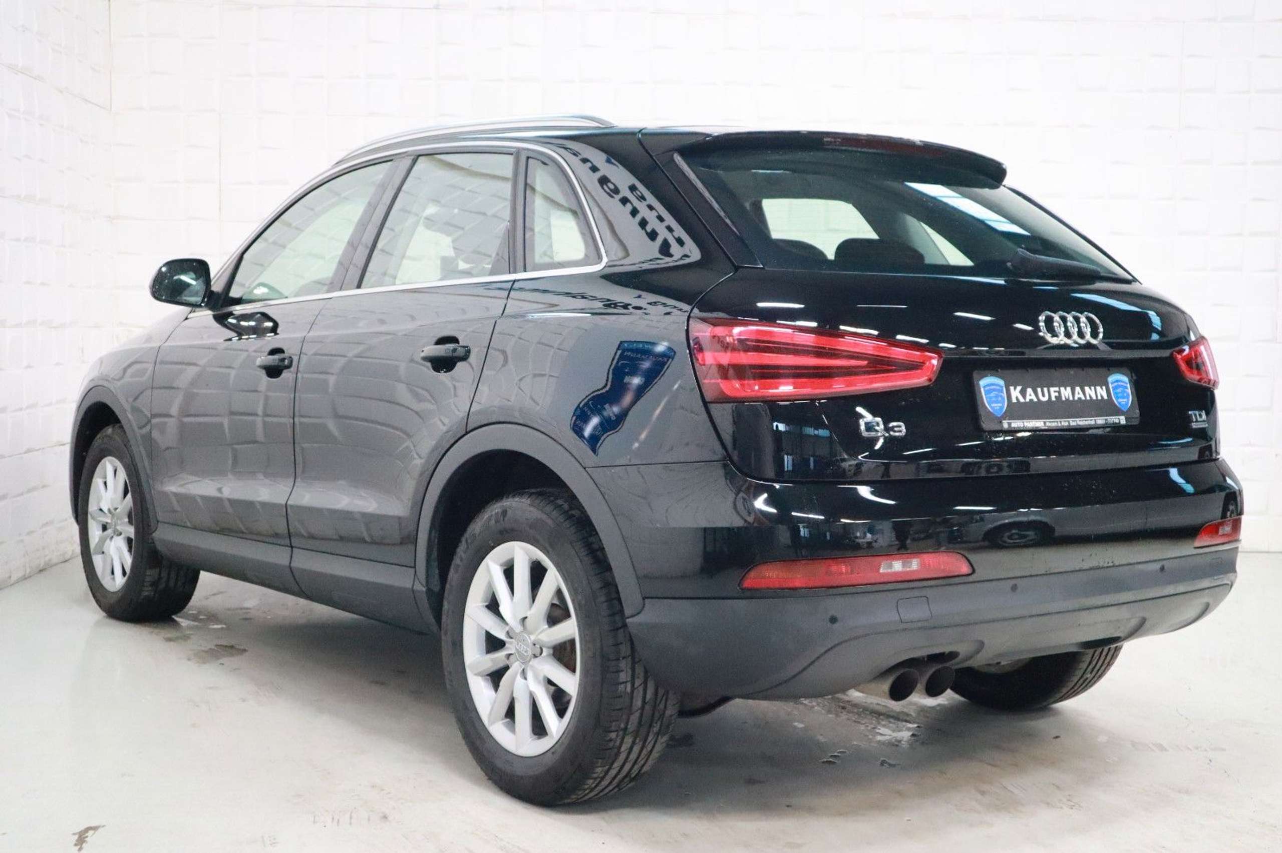 Audi - Q3