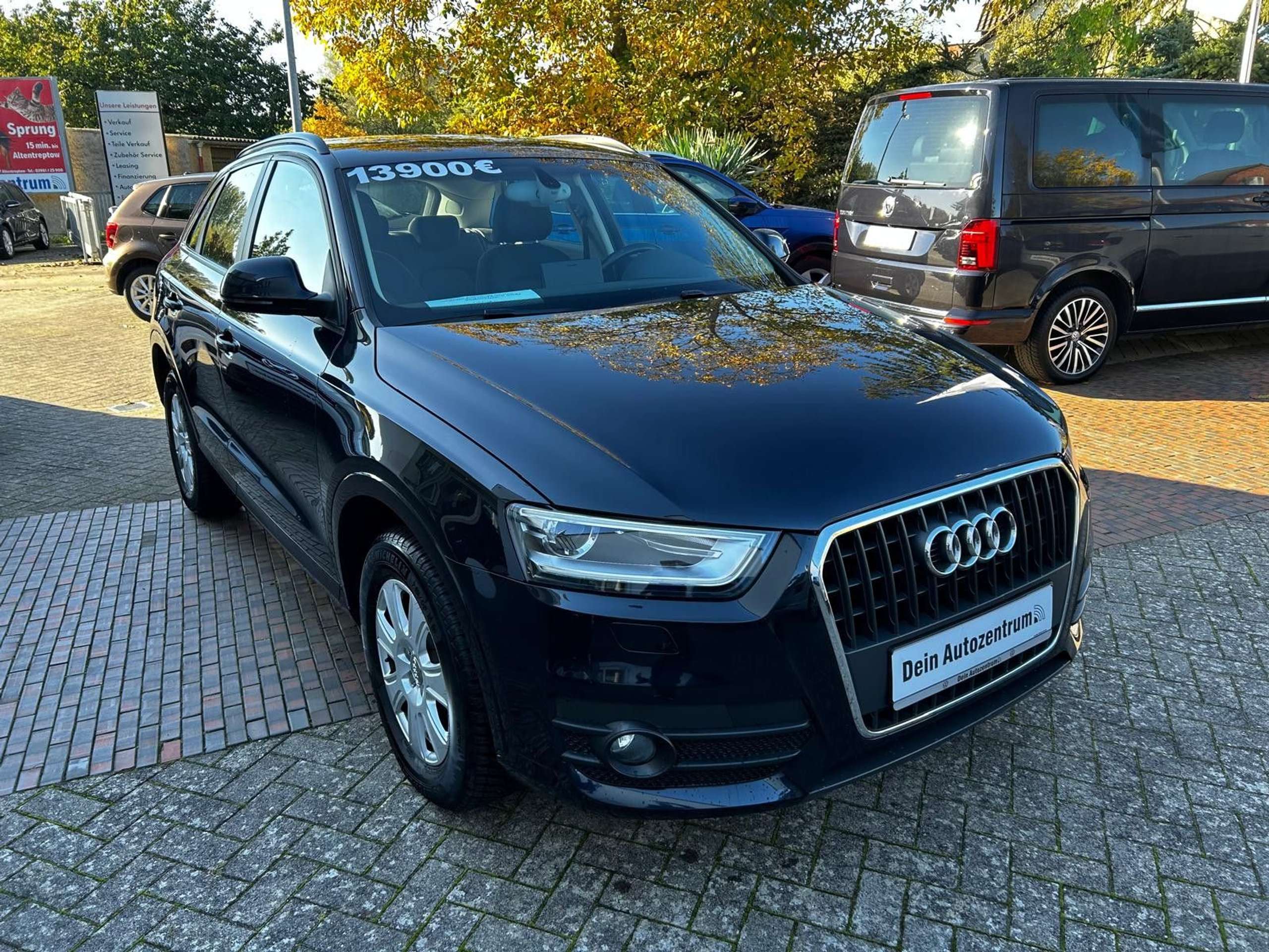 Audi - Q3